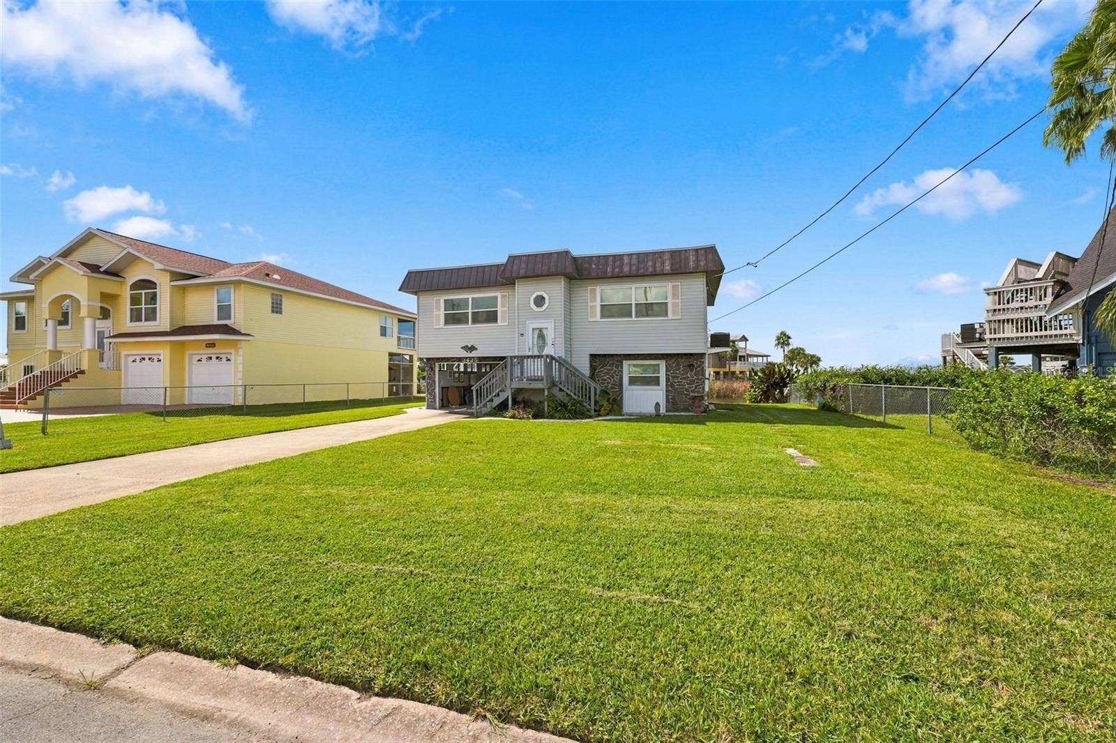 3425 CRAPE MYRTLE DRIVE, Hernando Beach, FL 34607
