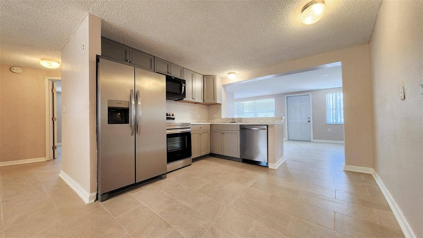 13738 MELANIE AVENUE, Hudson, FL 34667 13738 MELANIE AVENUE, Hudson, FL 34667
