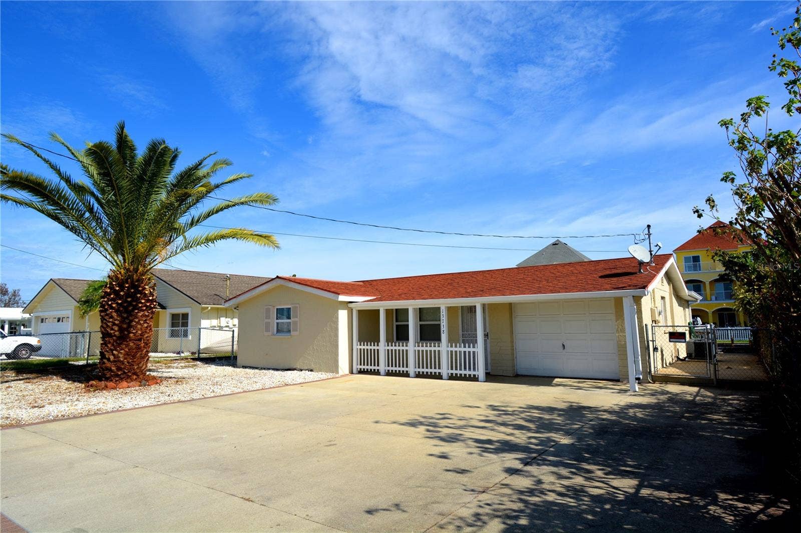 13738 MELANIE AVENUE, Hudson, FL 34667 13738 MELANIE AVENUE, Hudson, FL 34667