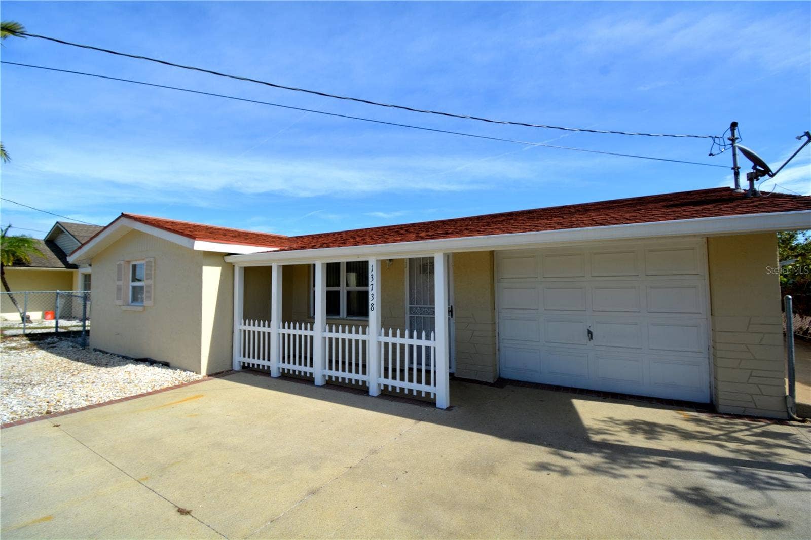 13738 MELANIE AVENUE, Hudson, FL 34667 13738 MELANIE AVENUE, Hudson, FL 34667