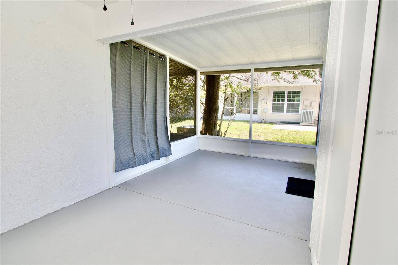 2853 FORRESTAL COURT, New Port Richey, FL 34655 Extended Screened Back Porch