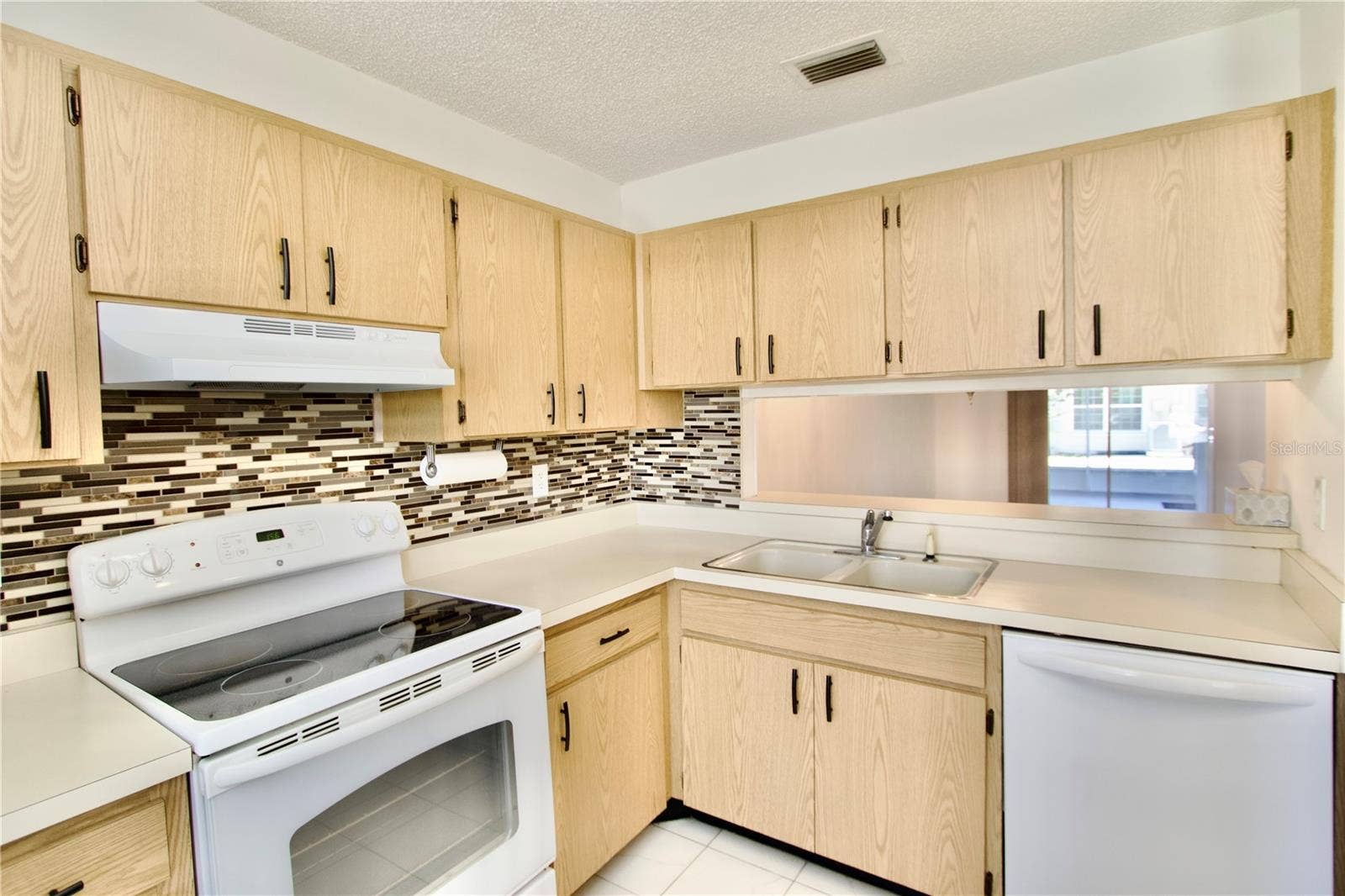 2853 FORRESTAL COURT, New Port Richey, FL 34655 2853 FORRESTAL COURT, New Port Richey, FL 34655