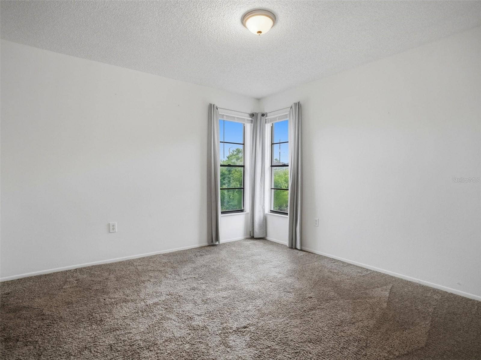 301 KILLINGER AVENUE, Spring Hill, FL 34606 301 KILLINGER AVENUE, Spring Hill, FL 34606