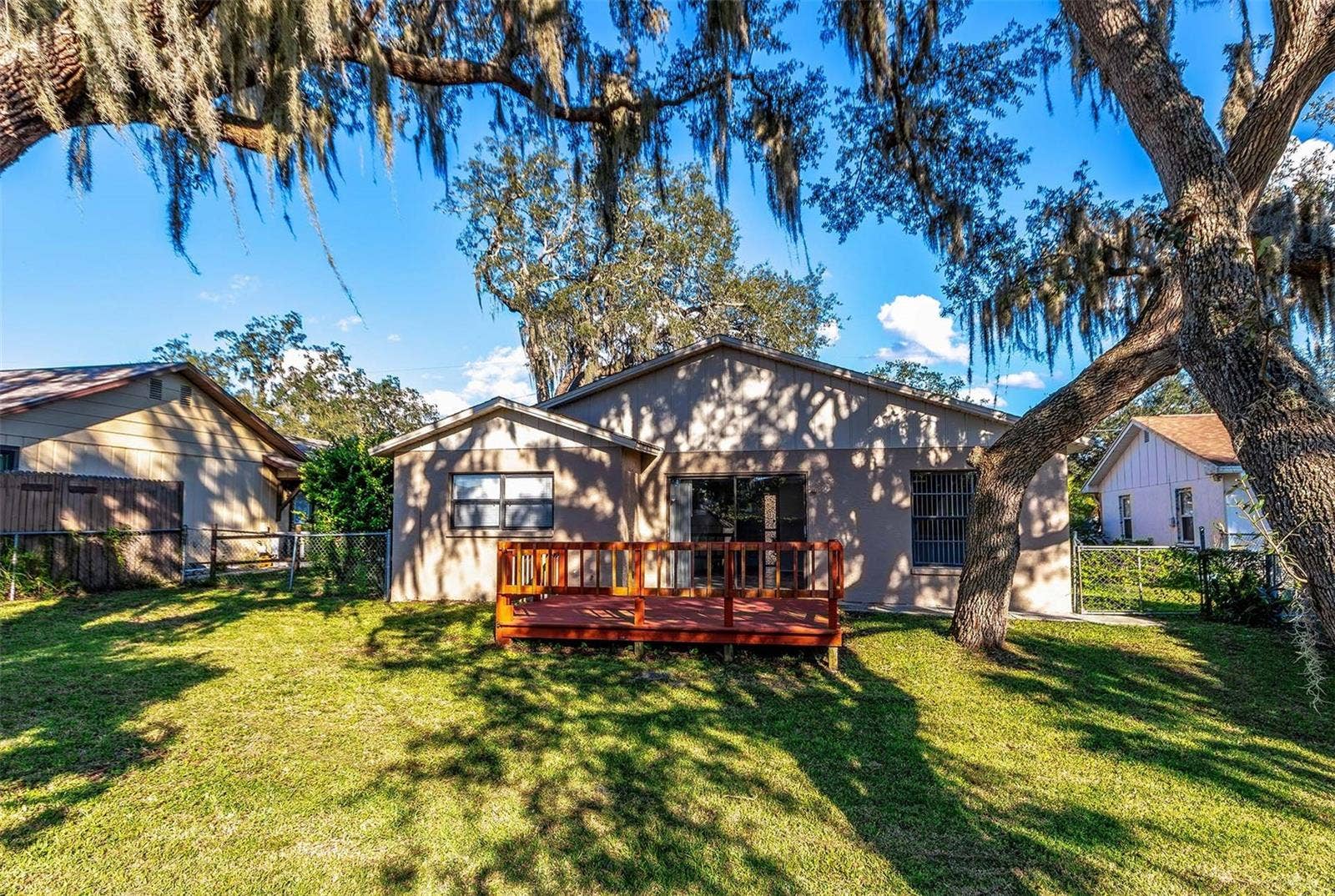 7245 KNOLL DRIVE, New Port Richey, FL 34653 7245 KNOLL DRIVE, New Port Richey, FL 34653