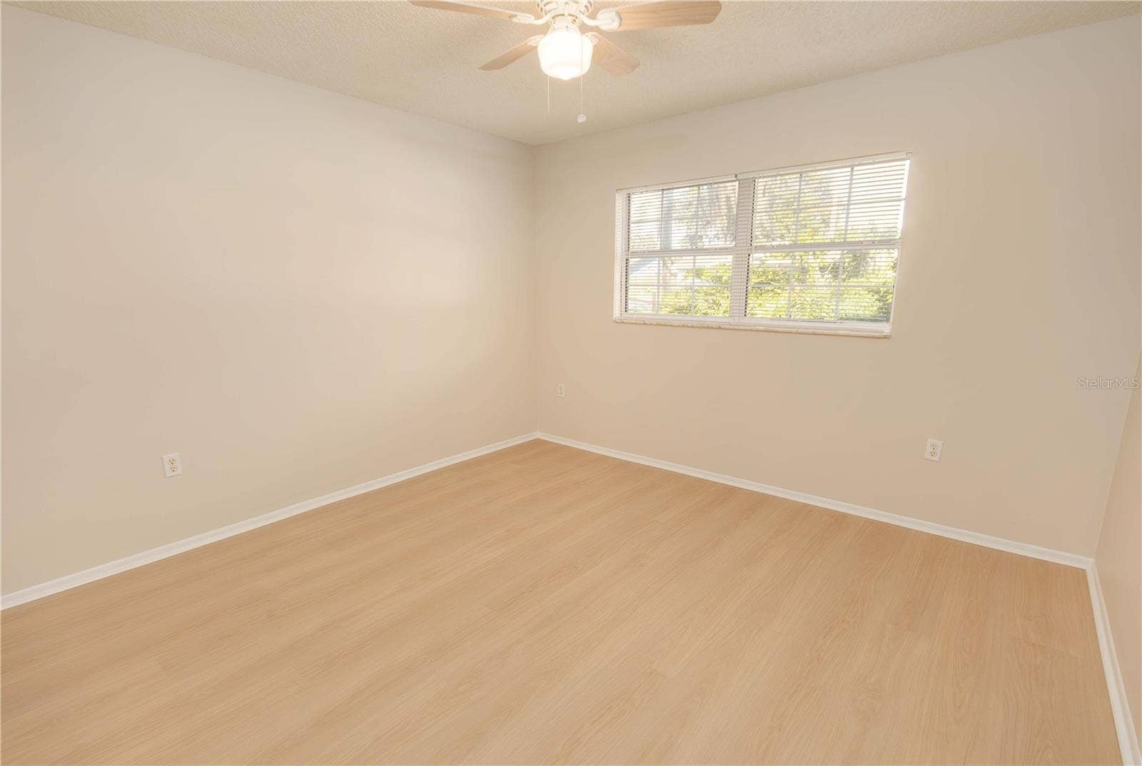 7245 KNOLL DRIVE, New Port Richey, FL 34653 7245 KNOLL DRIVE, New Port Richey, FL 34653