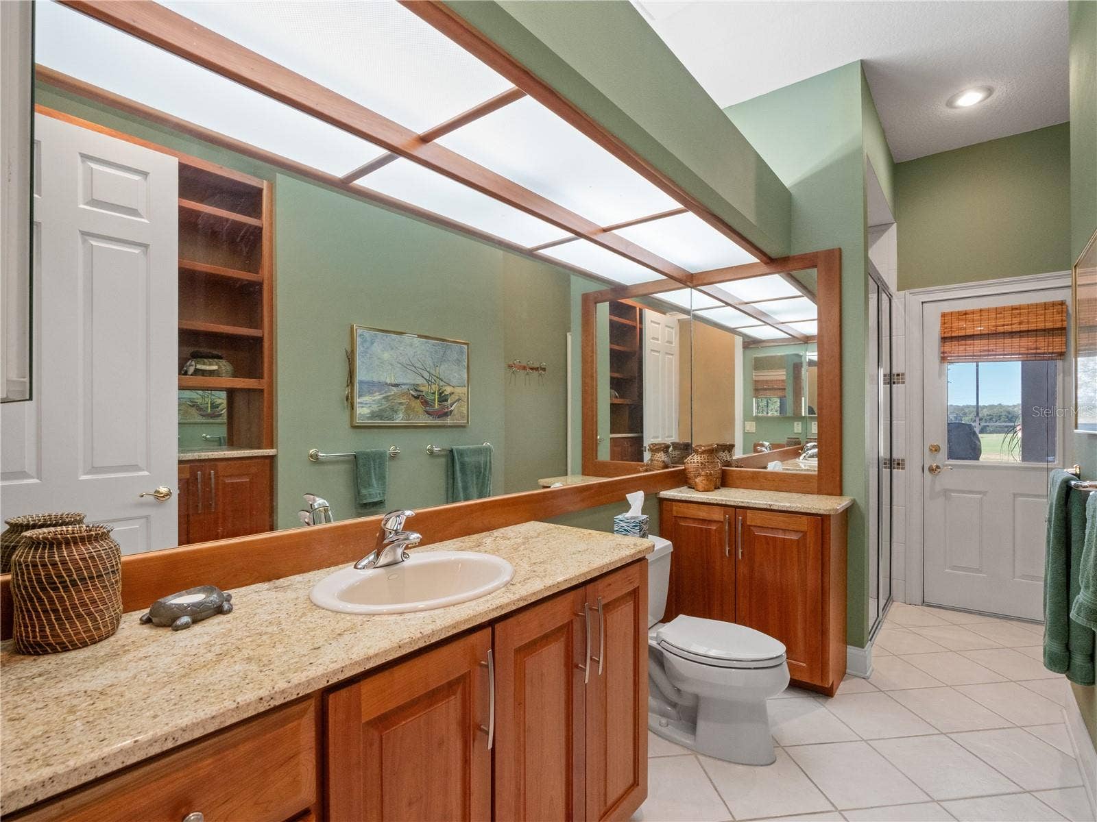 14373 DALY ROAD, Brooksville, FL 34601 pool bath
