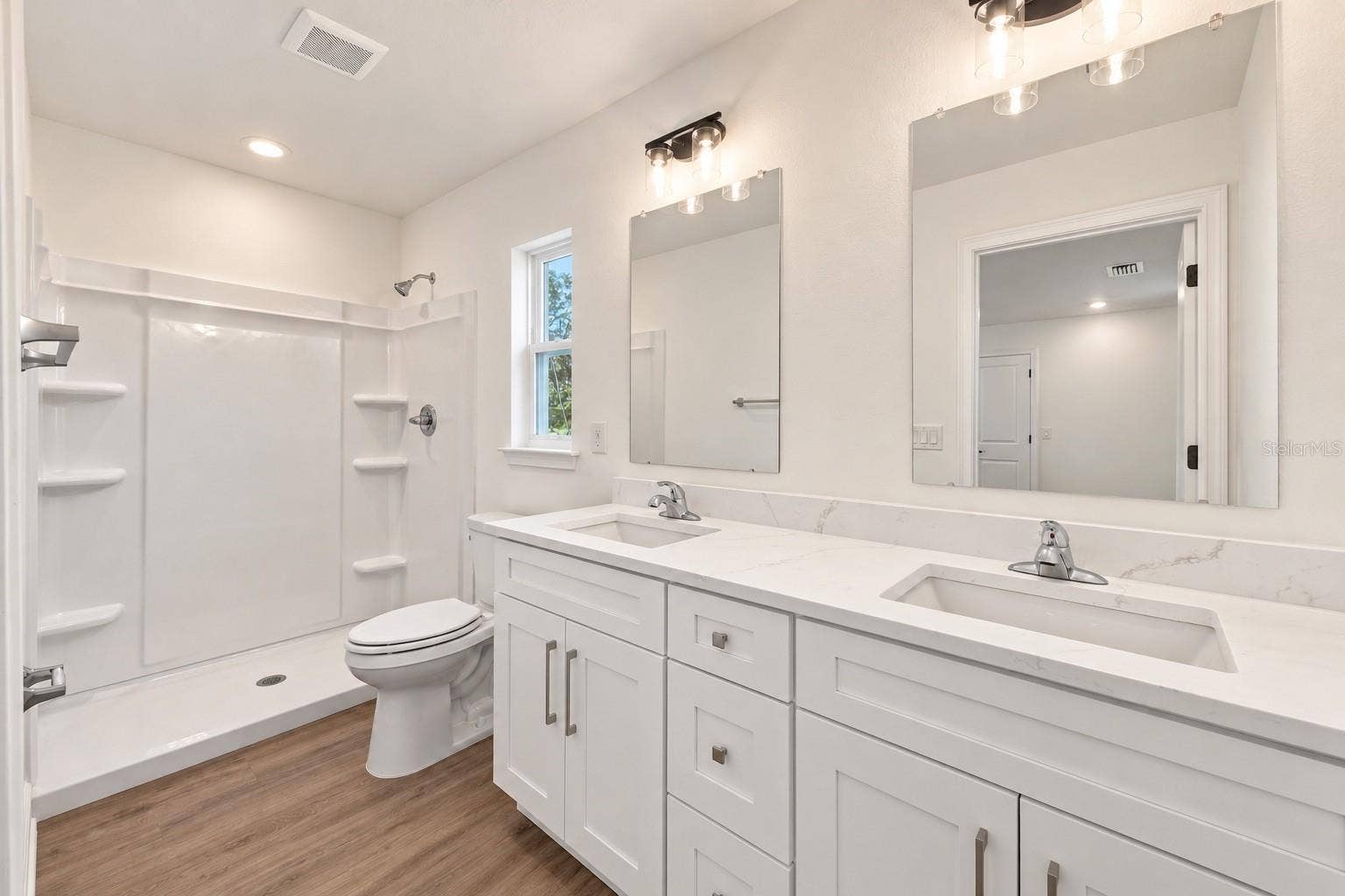 11041 SPOONBILL ROAD, Weeki Wachee, FL 34613 Primary bathroom