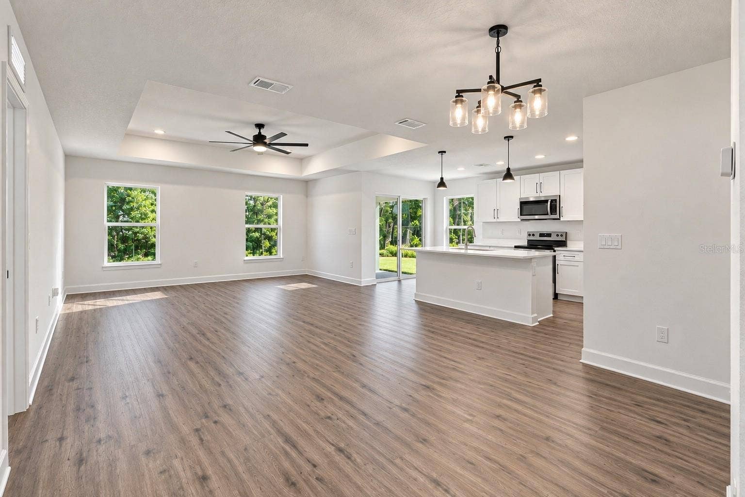 11041 SPOONBILL ROAD, Weeki Wachee, FL 34613 Open floor plan