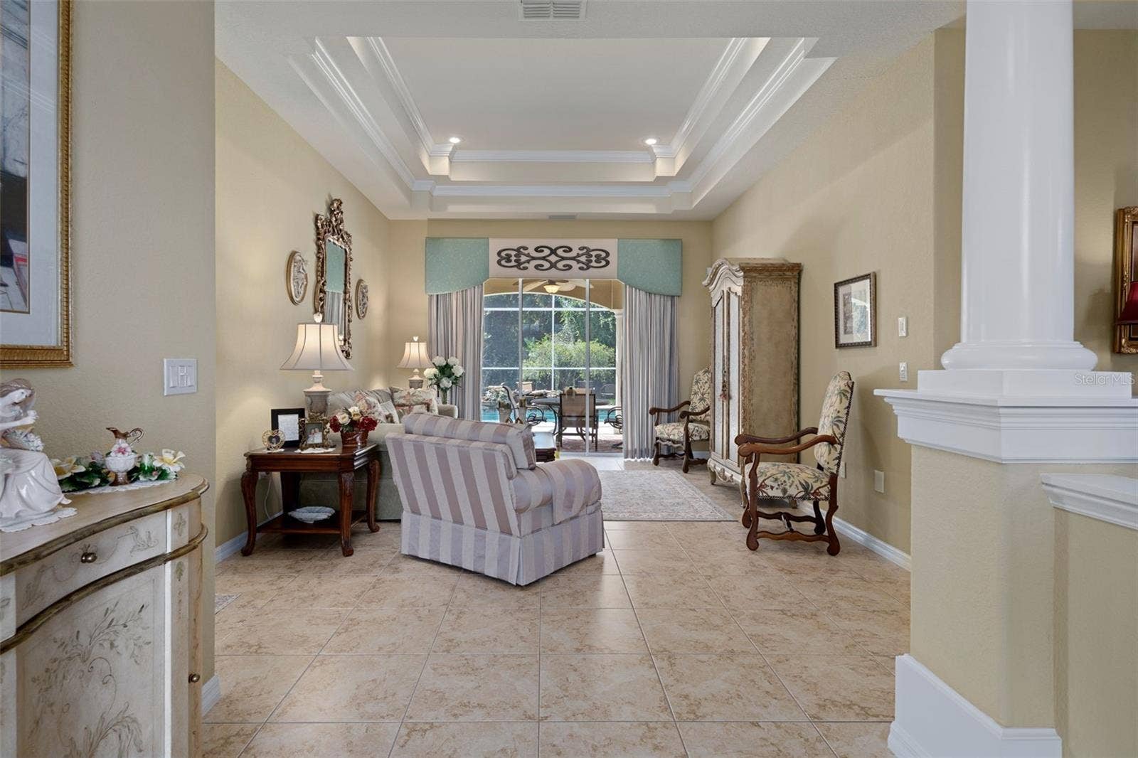 409 SILAS COURT, Spring Hill, FL 34609 Entry Foyer & Living Room