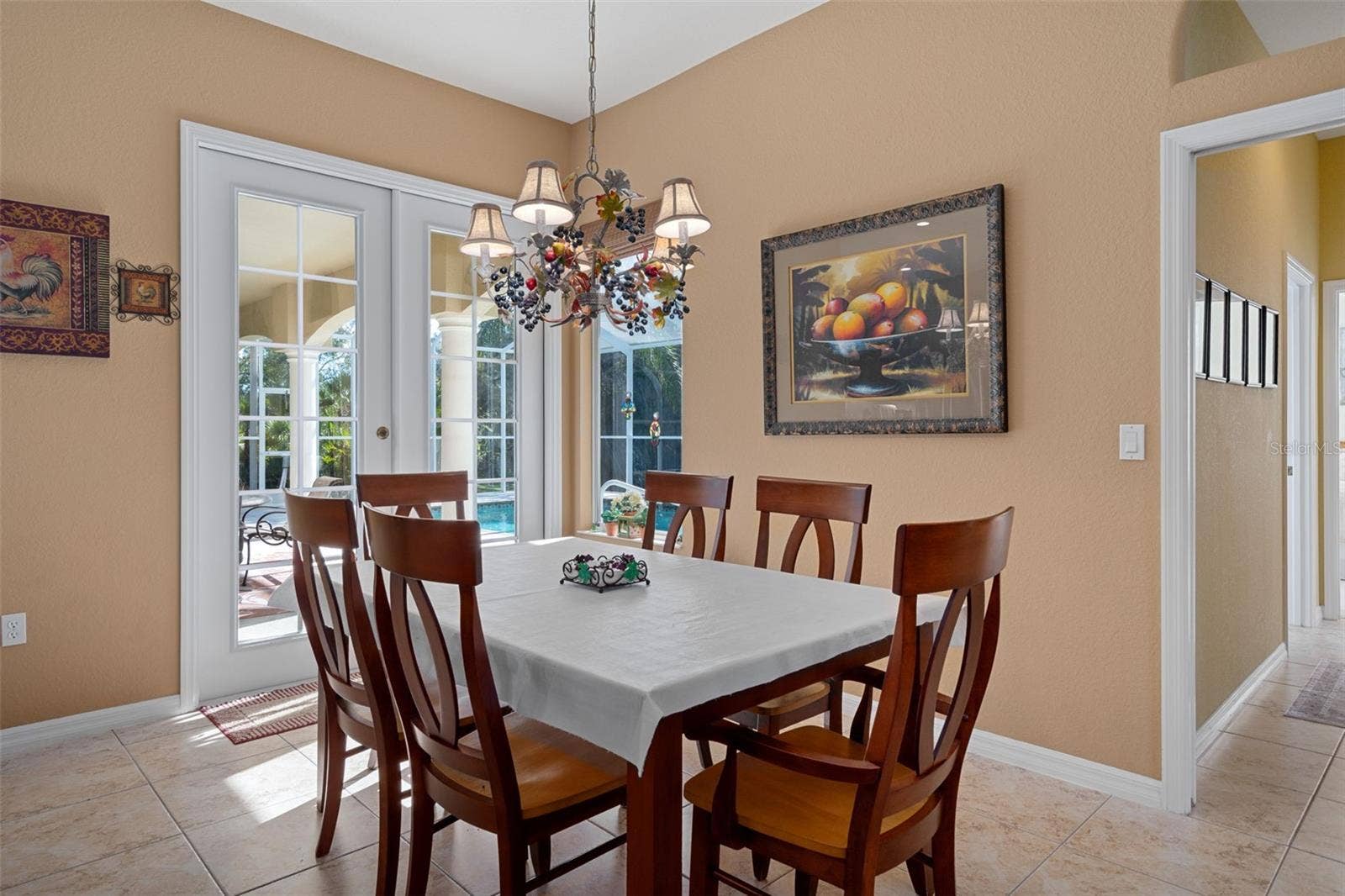 409 SILAS COURT, Spring Hill, FL 34609 Breakfast Nook