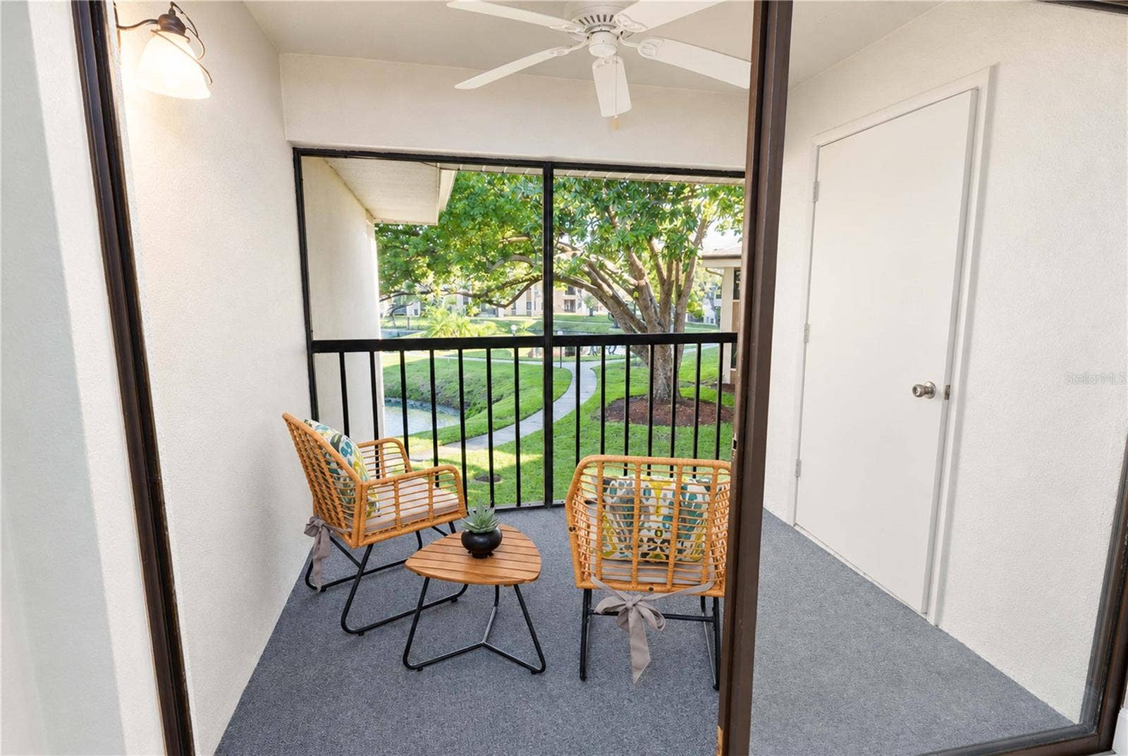 2700 NEBRASKA AVENUE, #2-205, Palm Harbor, FL 34684