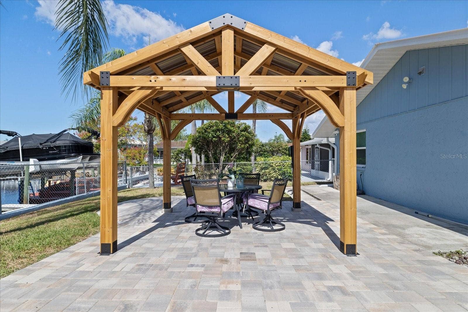 5001 MARLIN DRIVE, New Port Richey, FL 34652 New gazebo feature