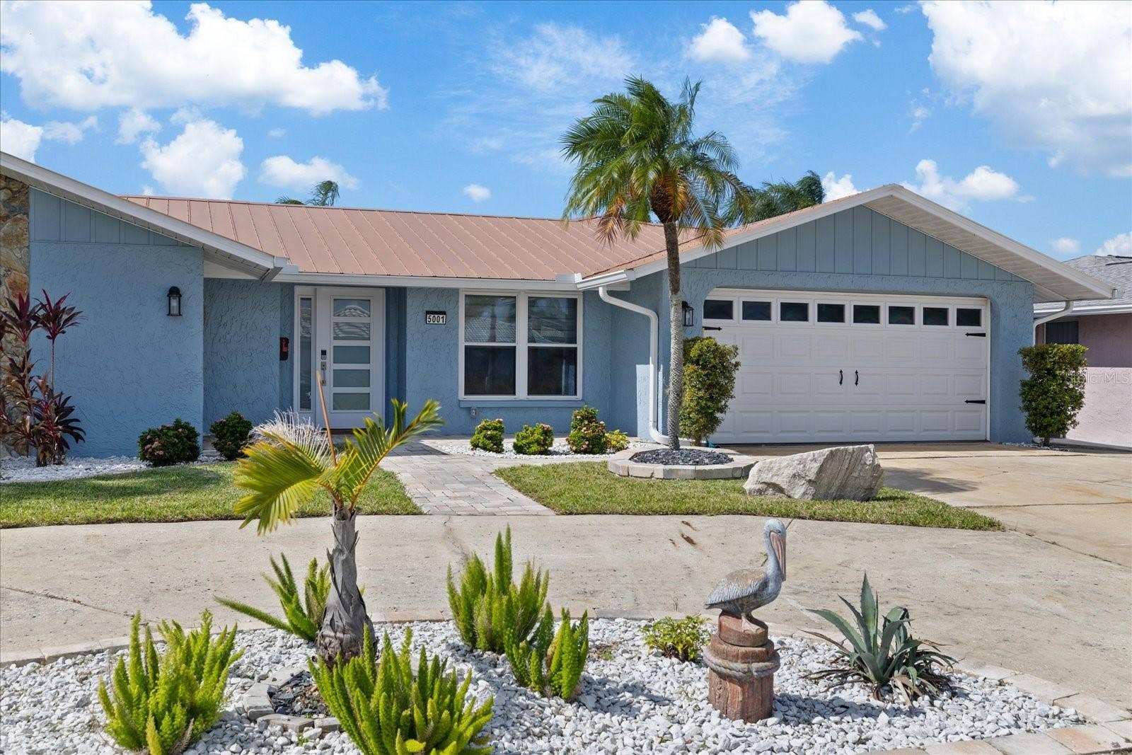 5001 MARLIN DRIVE, New Port Richey, FL 34652 Front circular drive