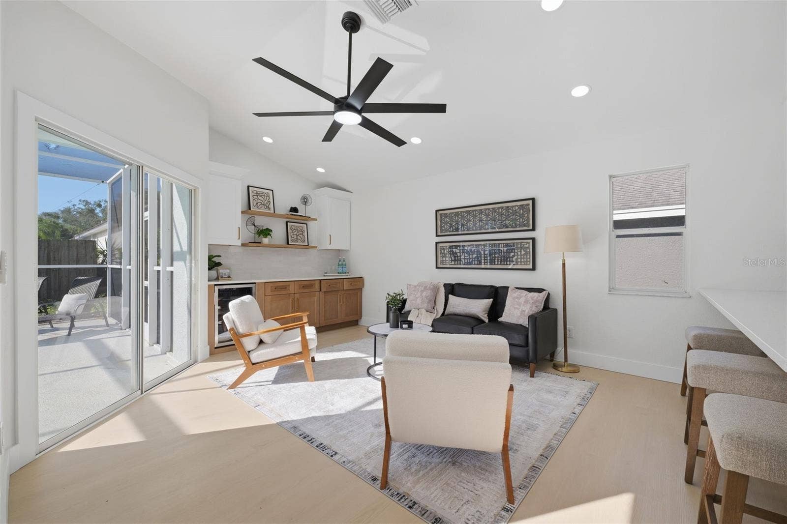 1070 CAPTAINS WAY, Tarpon Springs, FL 34689 1070 CAPTAINS WAY, Tarpon Springs, FL 34689