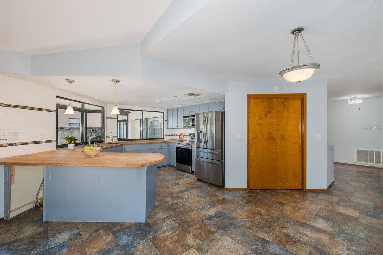 10235 LANDMARK DRIVE, Hudson, FL 34667 10235 LANDMARK DRIVE, Hudson, FL 34667