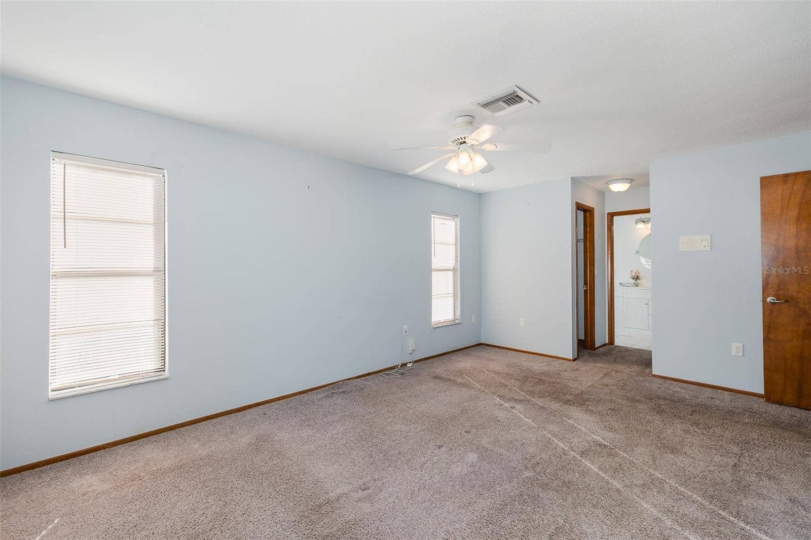 10235 LANDMARK DRIVE, Hudson, FL 34667 10235 LANDMARK DRIVE, Hudson, FL 34667