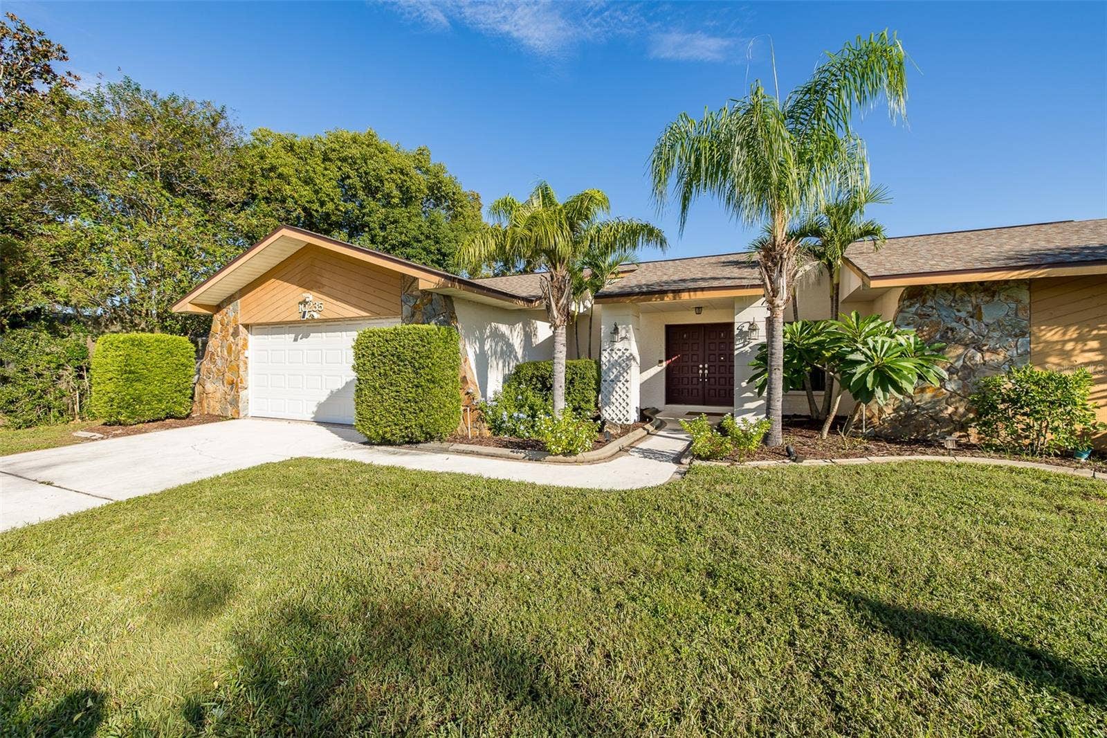 10235 LANDMARK DRIVE, Hudson, FL 34667 10235 LANDMARK DRIVE, Hudson, FL 34667