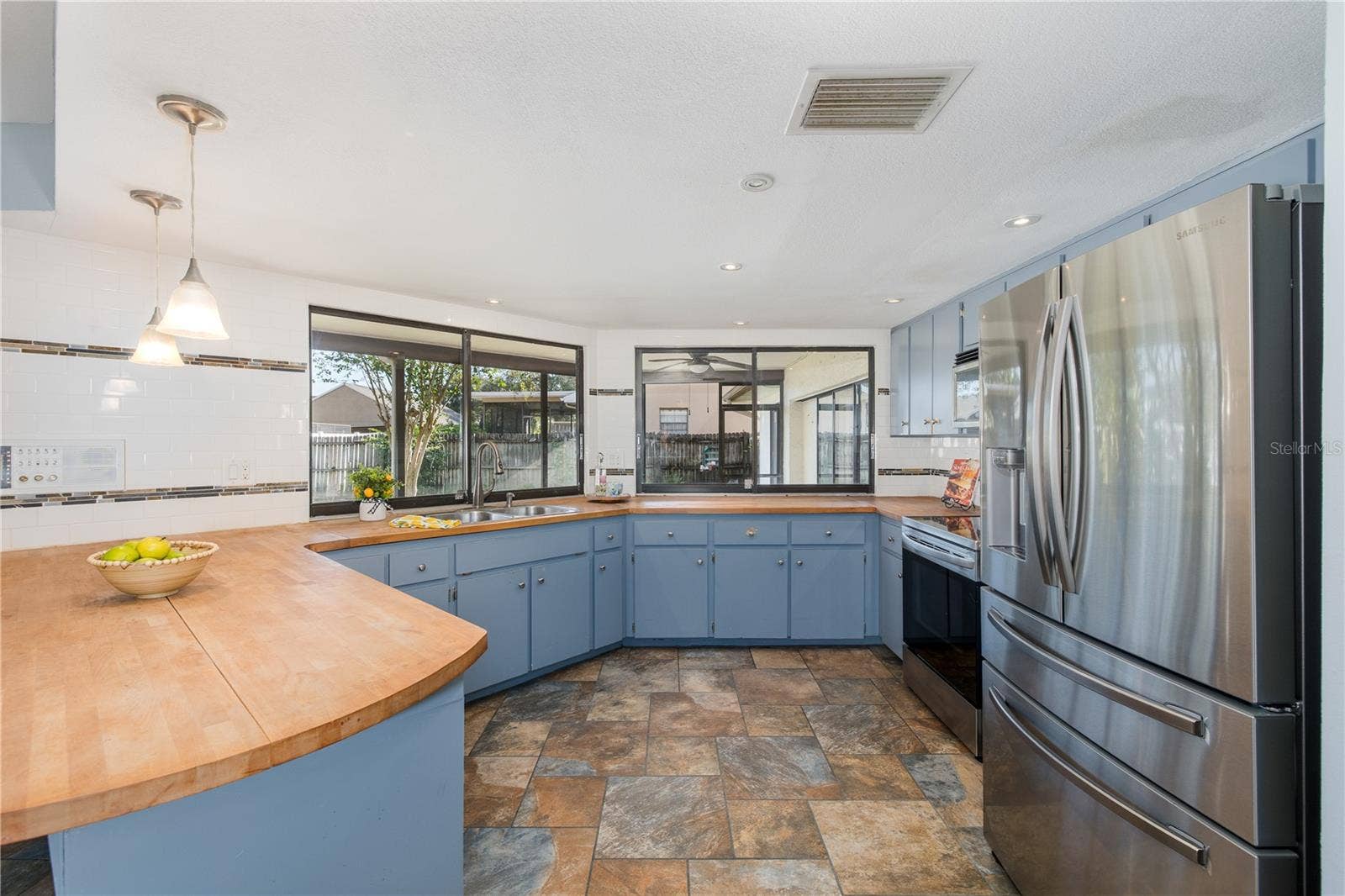 10235 LANDMARK DRIVE, Hudson, FL 34667 10235 LANDMARK DRIVE, Hudson, FL 34667