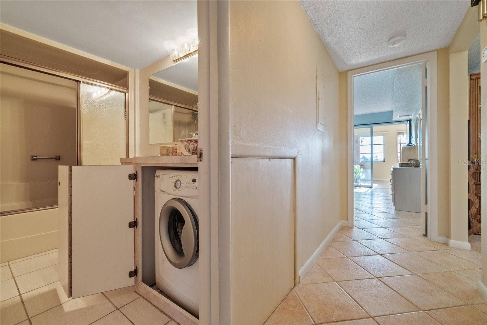 4678 MARINE PARKWAY, #206, New Port Richey, FL 34652 4678 MARINE PARKWAY, #206, New Port Richey, FL 34652