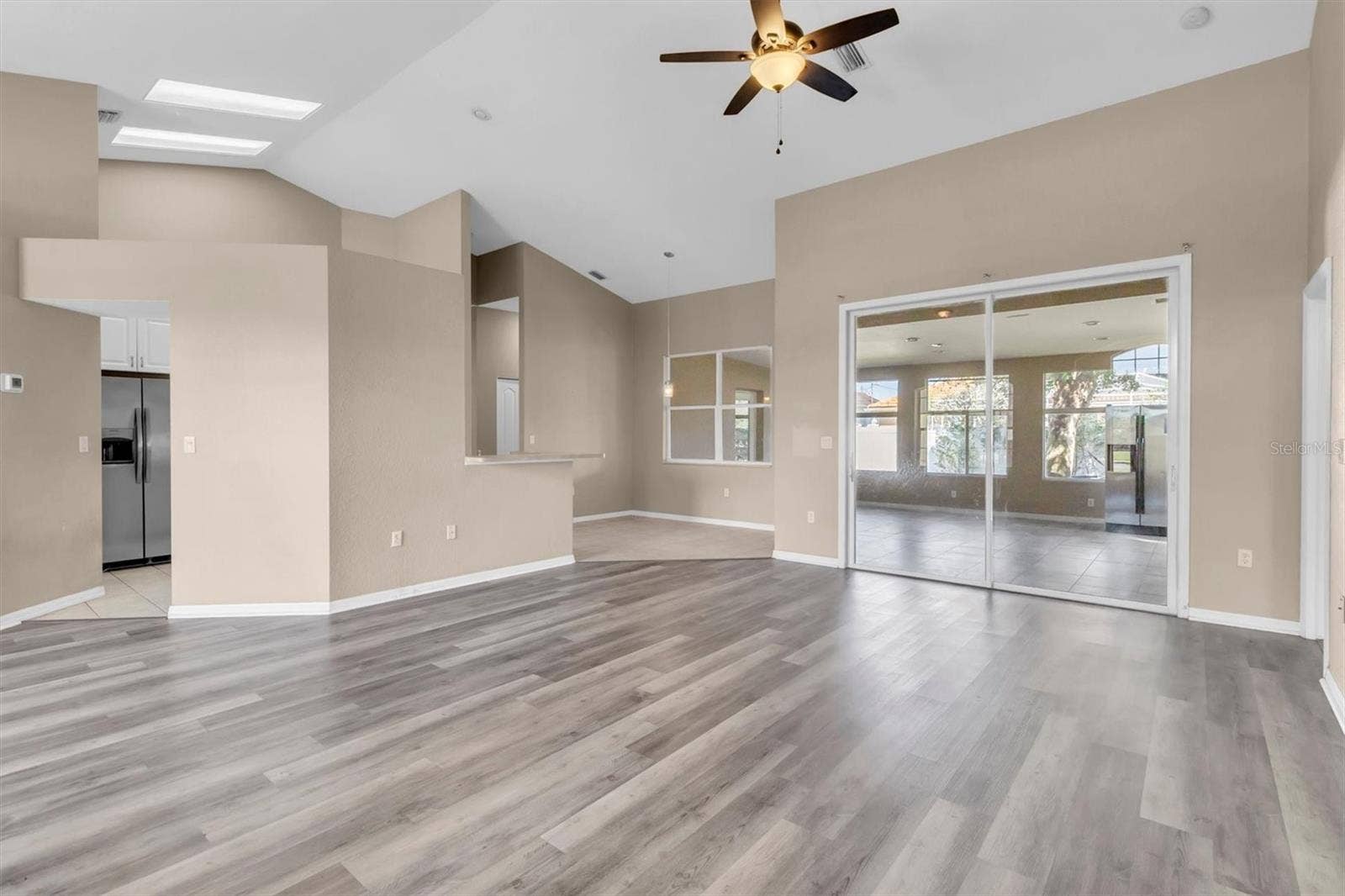 15433 SONORA DRIVE, Brooksville, FL 34604 Family room