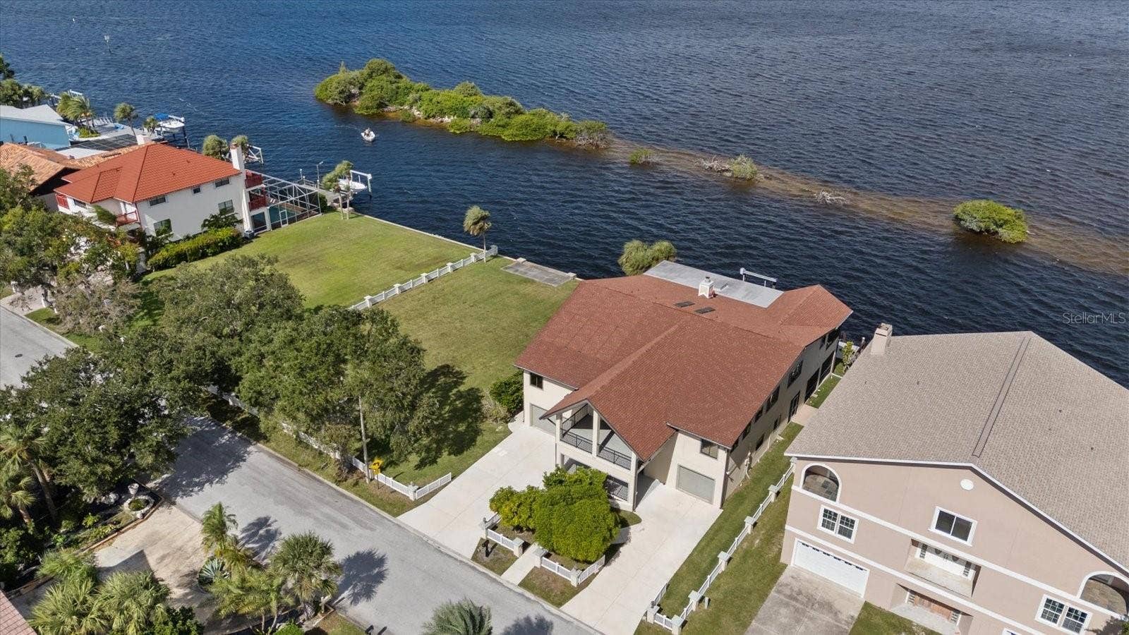 5767 WESTSHORE DRIVE, New Port Richey, FL 34652 5767 WESTSHORE DRIVE, New Port Richey, FL 34652