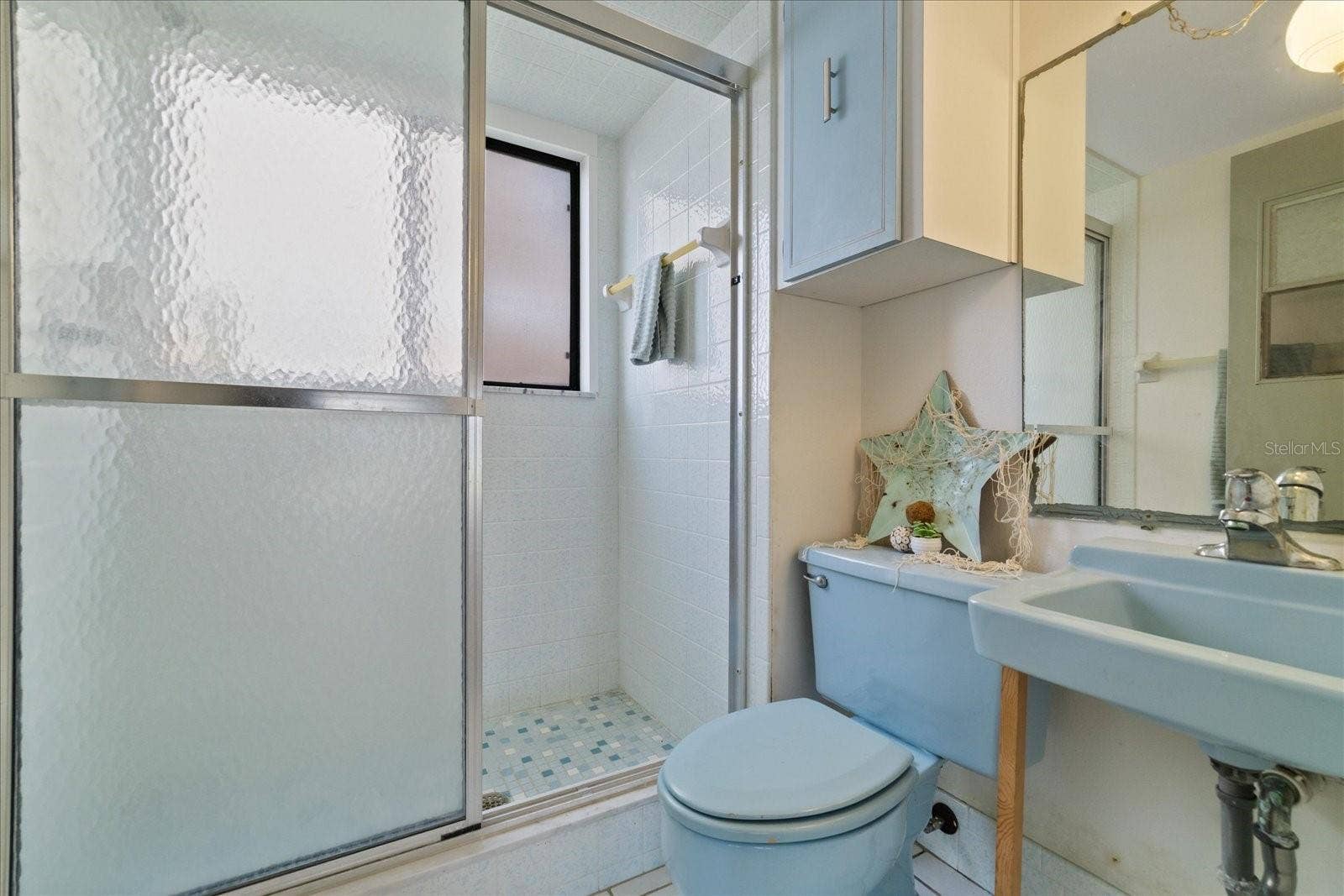 5767 WESTSHORE DRIVE, New Port Richey, FL 34652 Pool bath