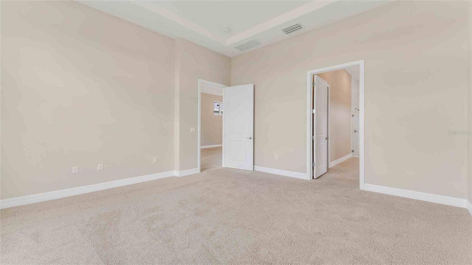 889 MEGANO BOULEVARD, Deland, FL 32724 Owner's Suite