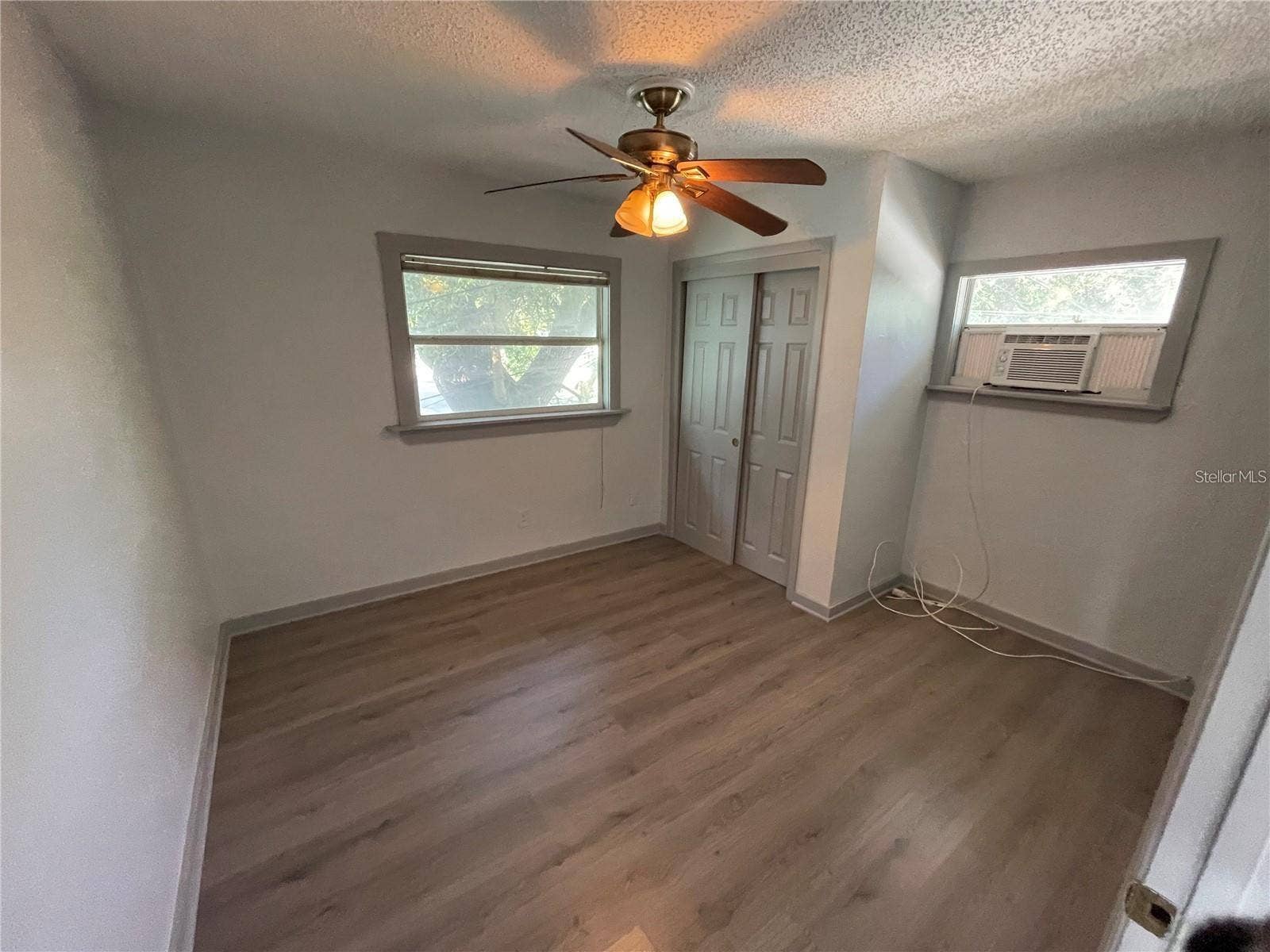 527 8TH STREET N, St Petersburg, FL 33701 527 8TH STREET N, St Petersburg, FL 33701