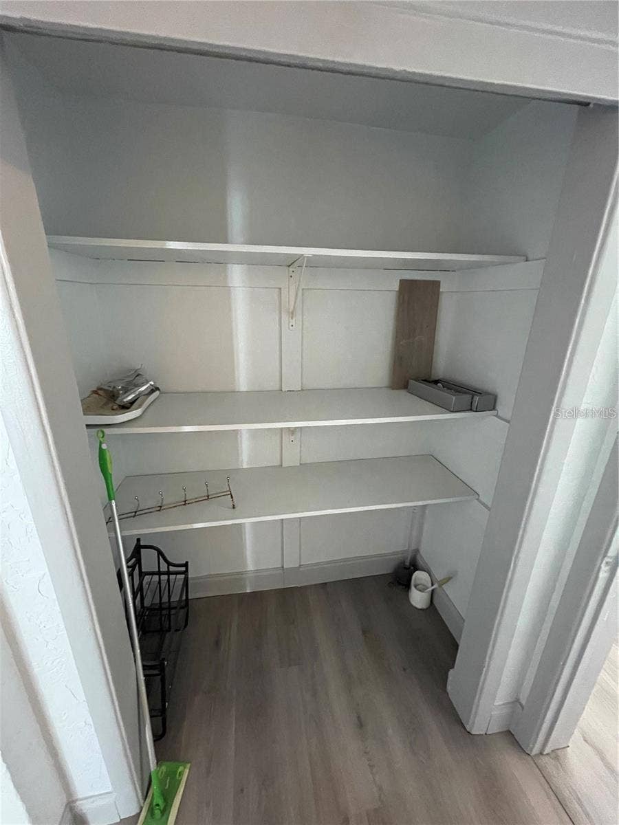 527 8TH STREET N, St Petersburg, FL 33701 527 8TH STREET N, St Petersburg, FL 33701