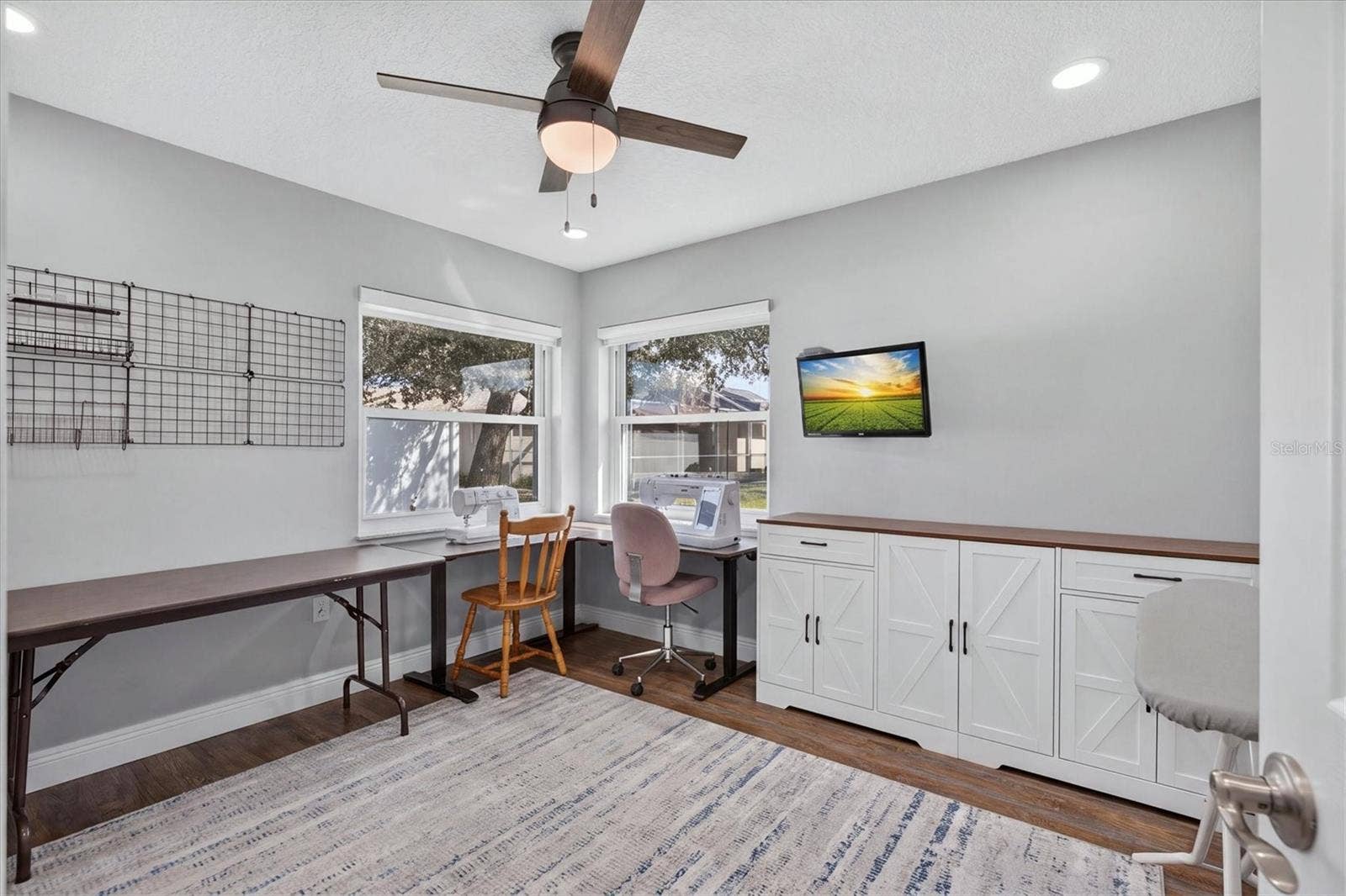 8185 SPANISH OAK DRIVE, Spring Hill, FL 34606 Bedroom 3 with White Cabinetry that can stay