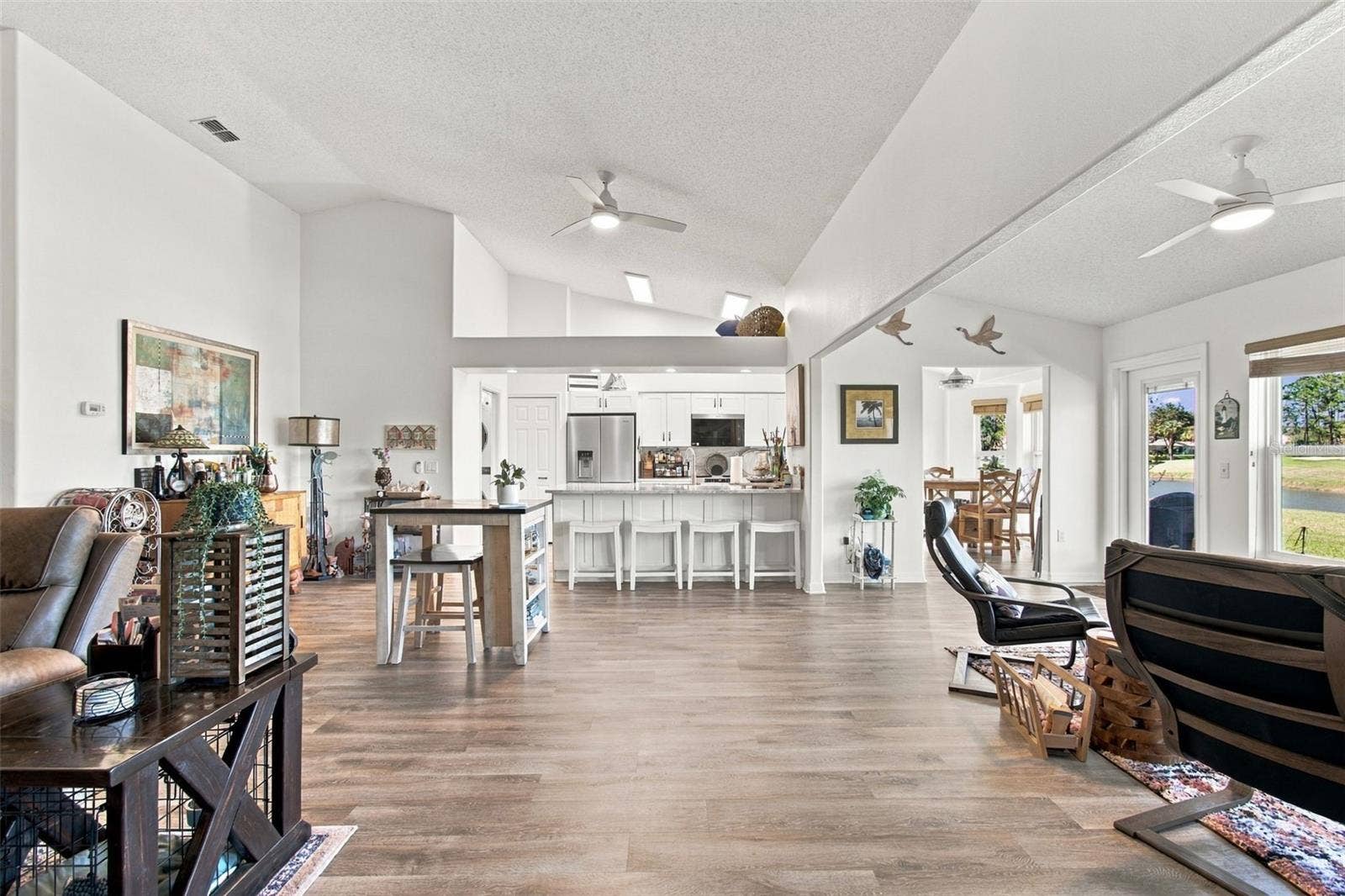 11143 HOLLANDER AVENUE, Hudson, FL 34667 11143 HOLLANDER AVENUE, Hudson, FL 34667