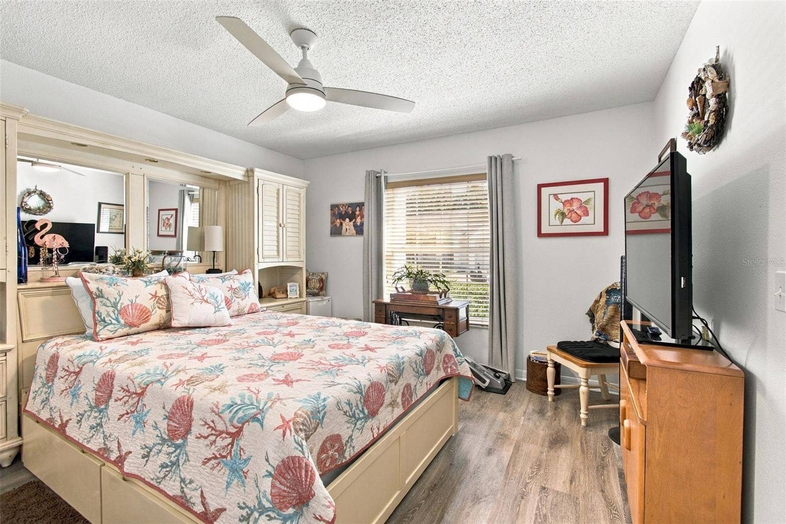 11143 HOLLANDER AVENUE, Hudson, FL 34667 11143 HOLLANDER AVENUE, Hudson, FL 34667
