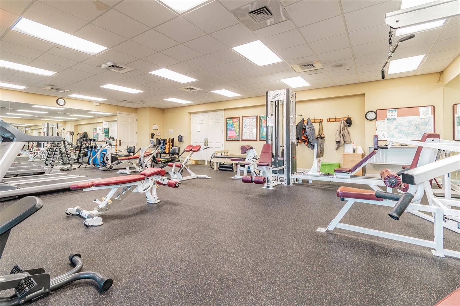 11143 HOLLANDER AVENUE, Hudson, FL 34667 11143 HOLLANDER AVENUE, Hudson, FL 34667