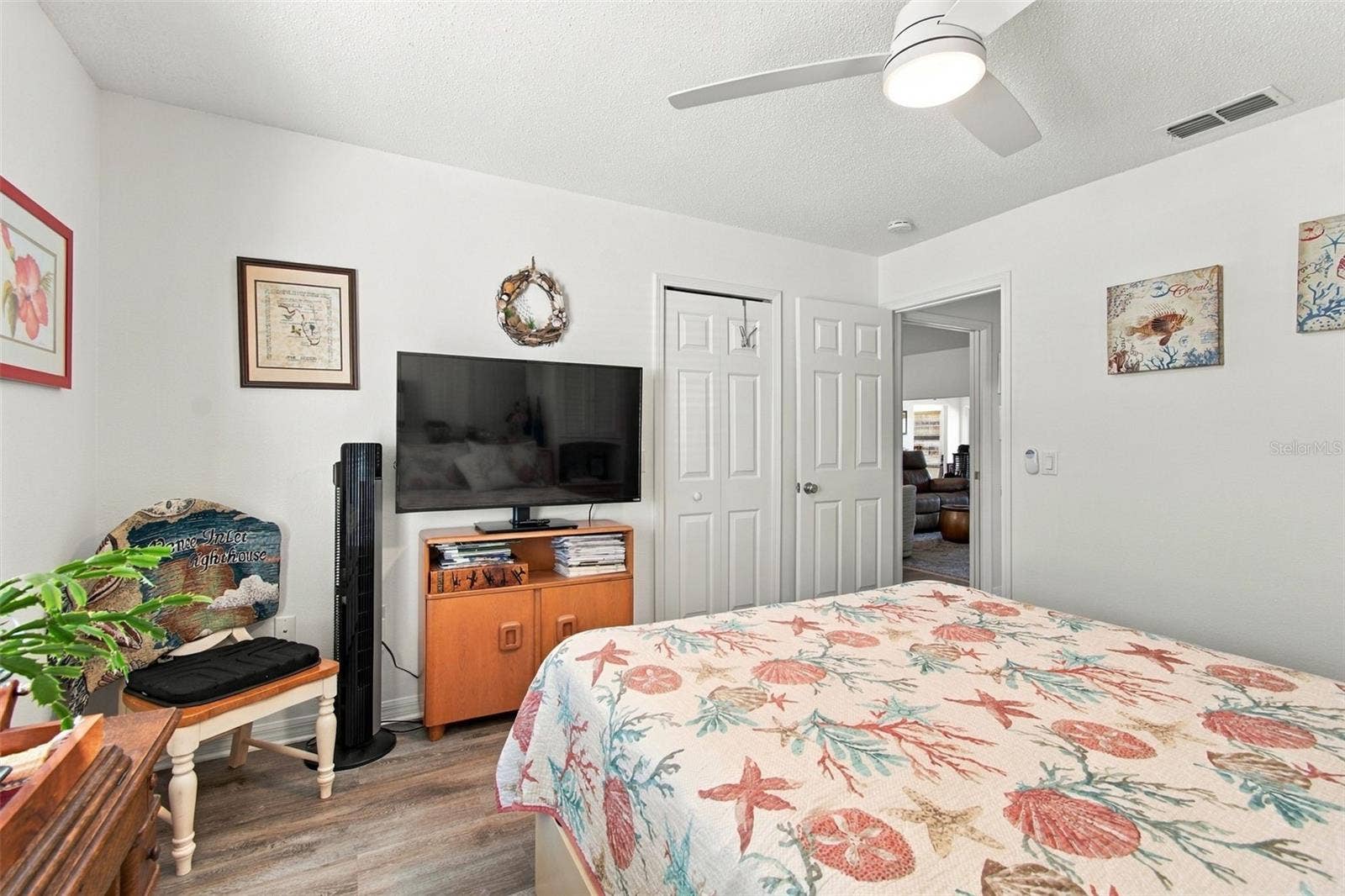 11143 HOLLANDER AVENUE, Hudson, FL 34667 11143 HOLLANDER AVENUE, Hudson, FL 34667
