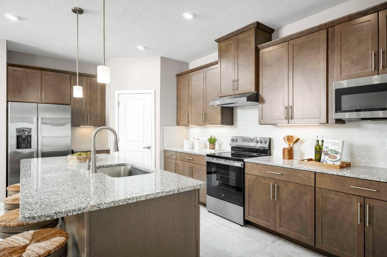 4854 MADRAS DRIVE NW, Palm Bay, FL 32907 4854 MADRAS DRIVE NW, Palm Bay, FL 32907