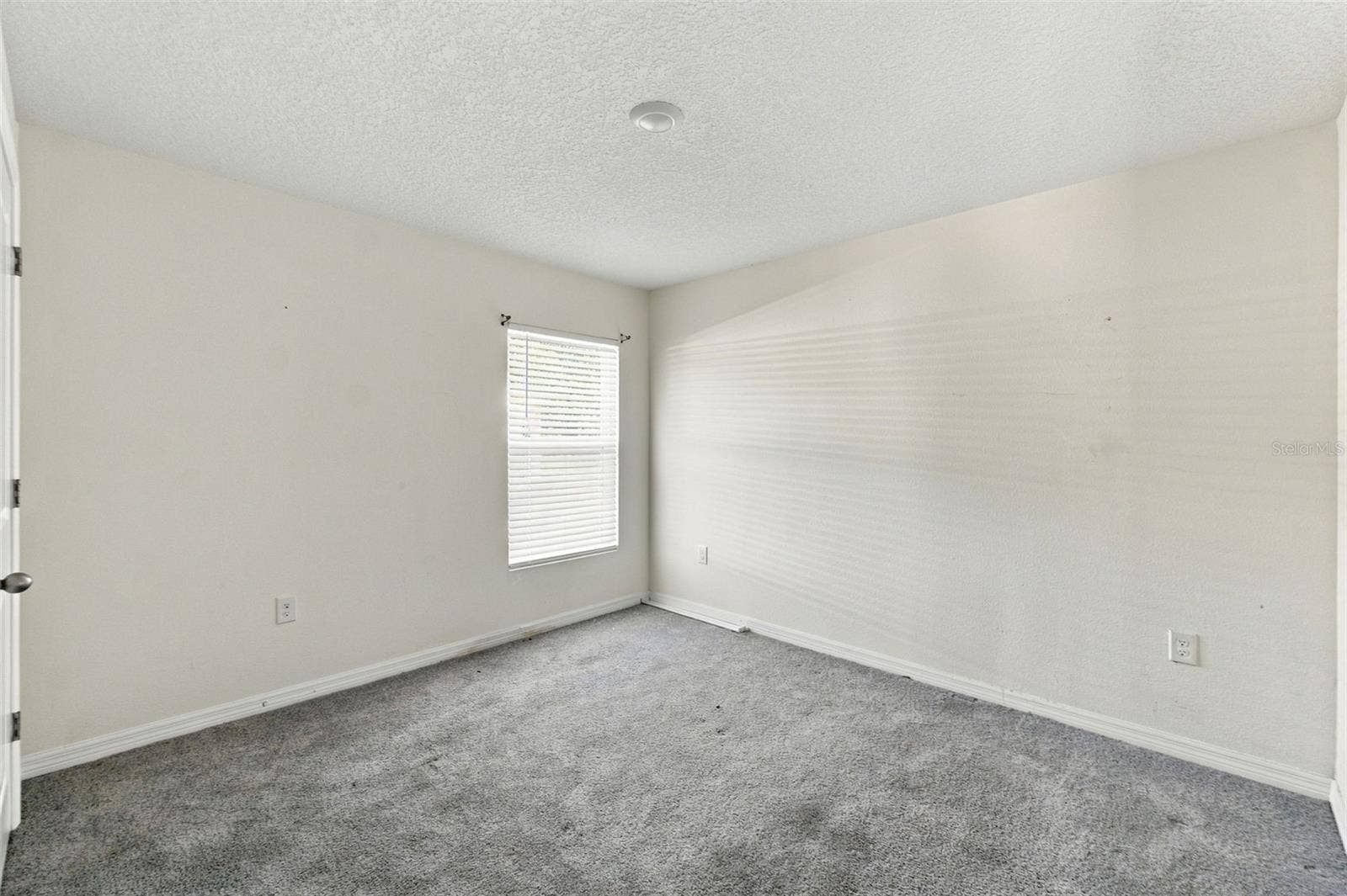 5006 DIANTHA WAY, Brooksville, FL 34604 5006 DIANTHA WAY, Brooksville, FL 34604