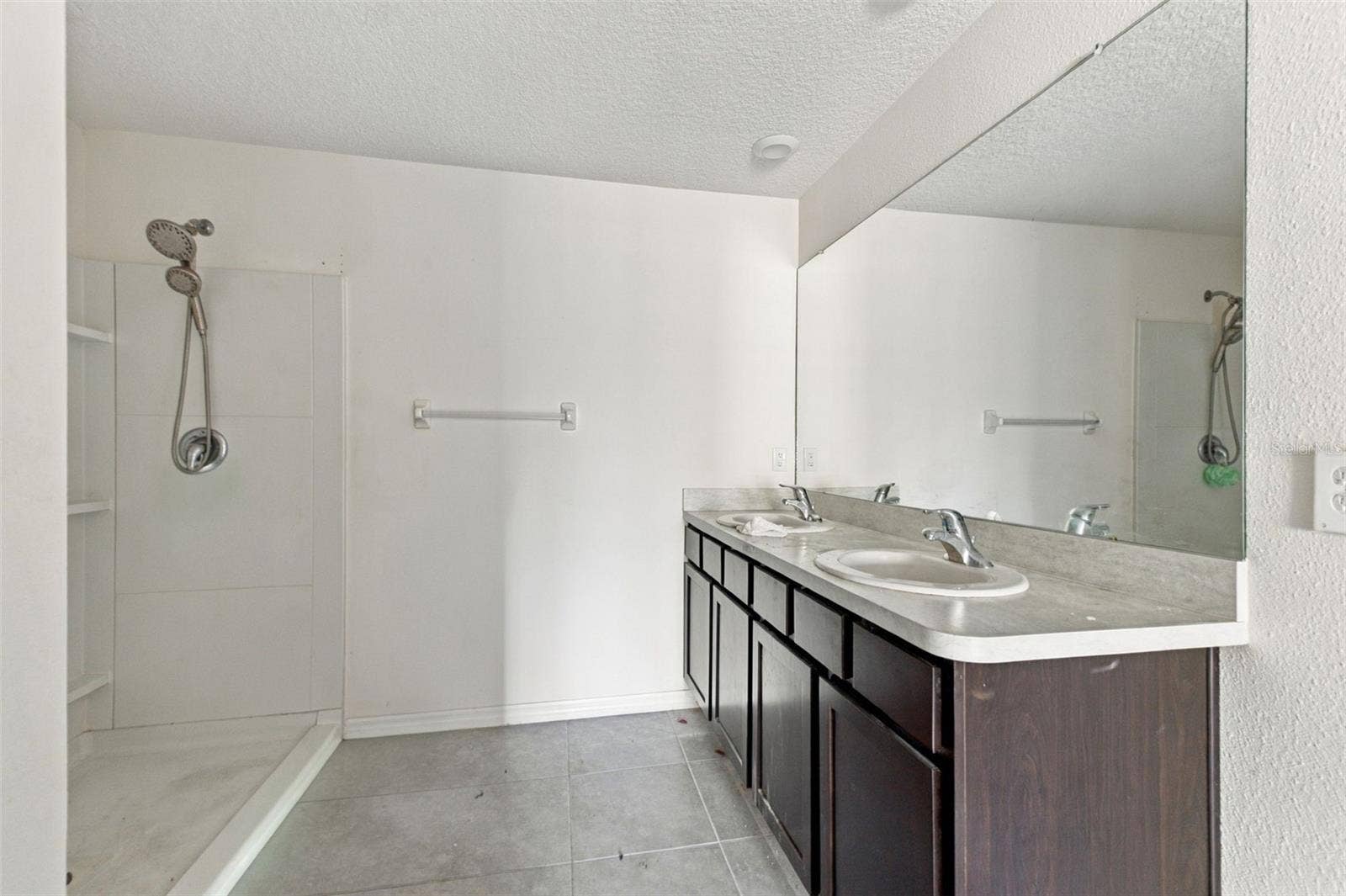 5006 DIANTHA WAY, Brooksville, FL 34604 5006 DIANTHA WAY, Brooksville, FL 34604