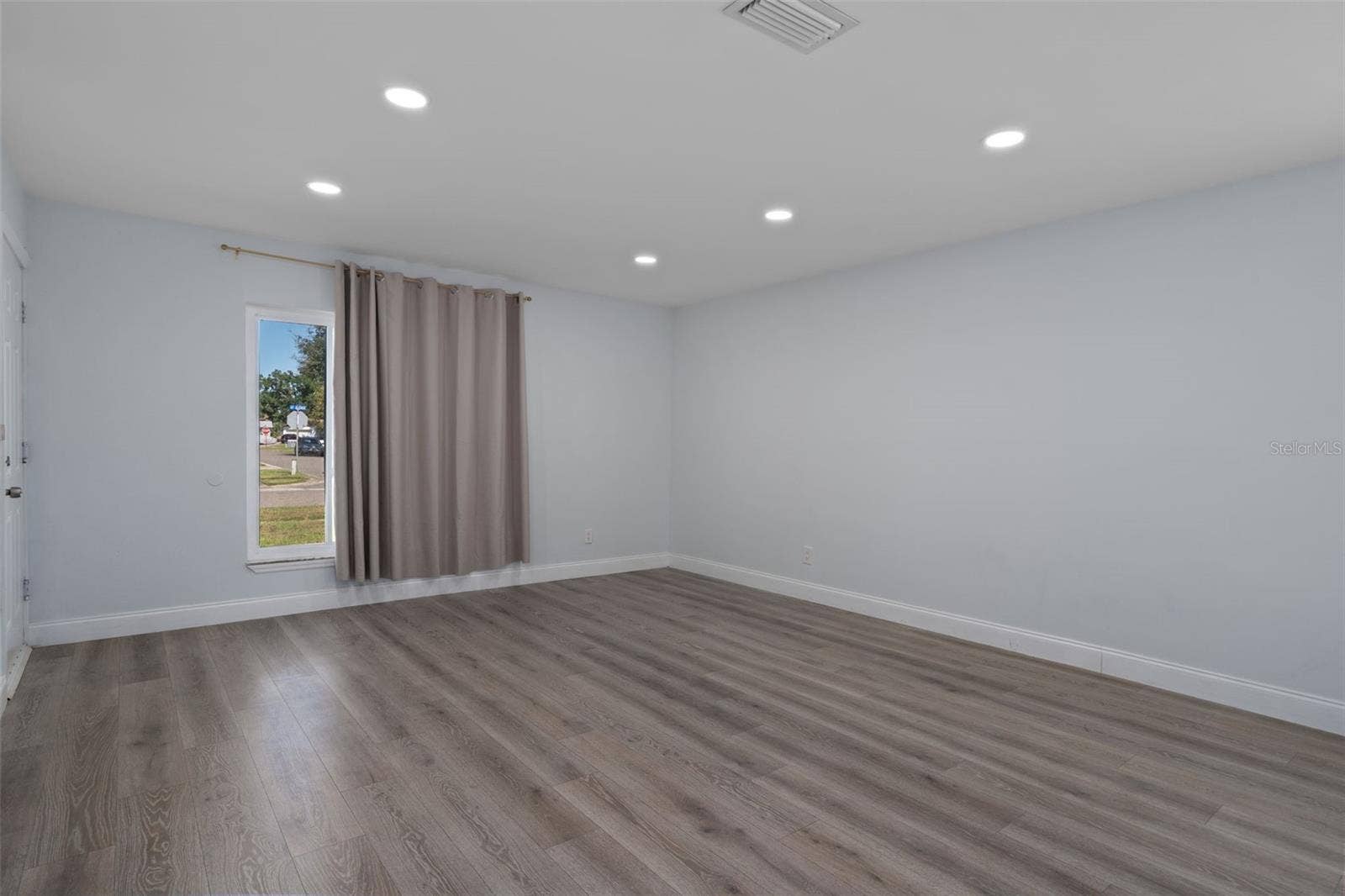 6322 67TH AVENUE N, Pinellas Park, FL 33781 6322 67TH AVENUE N, Pinellas Park, FL 33781