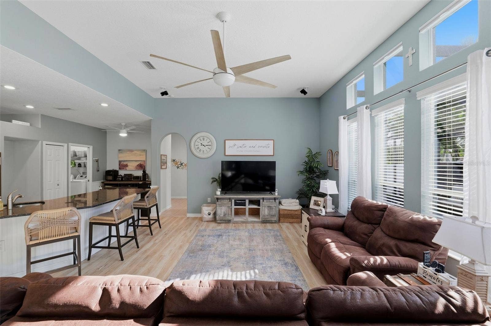 1623 VISTOSO LANE, Ruskin, FL 33573