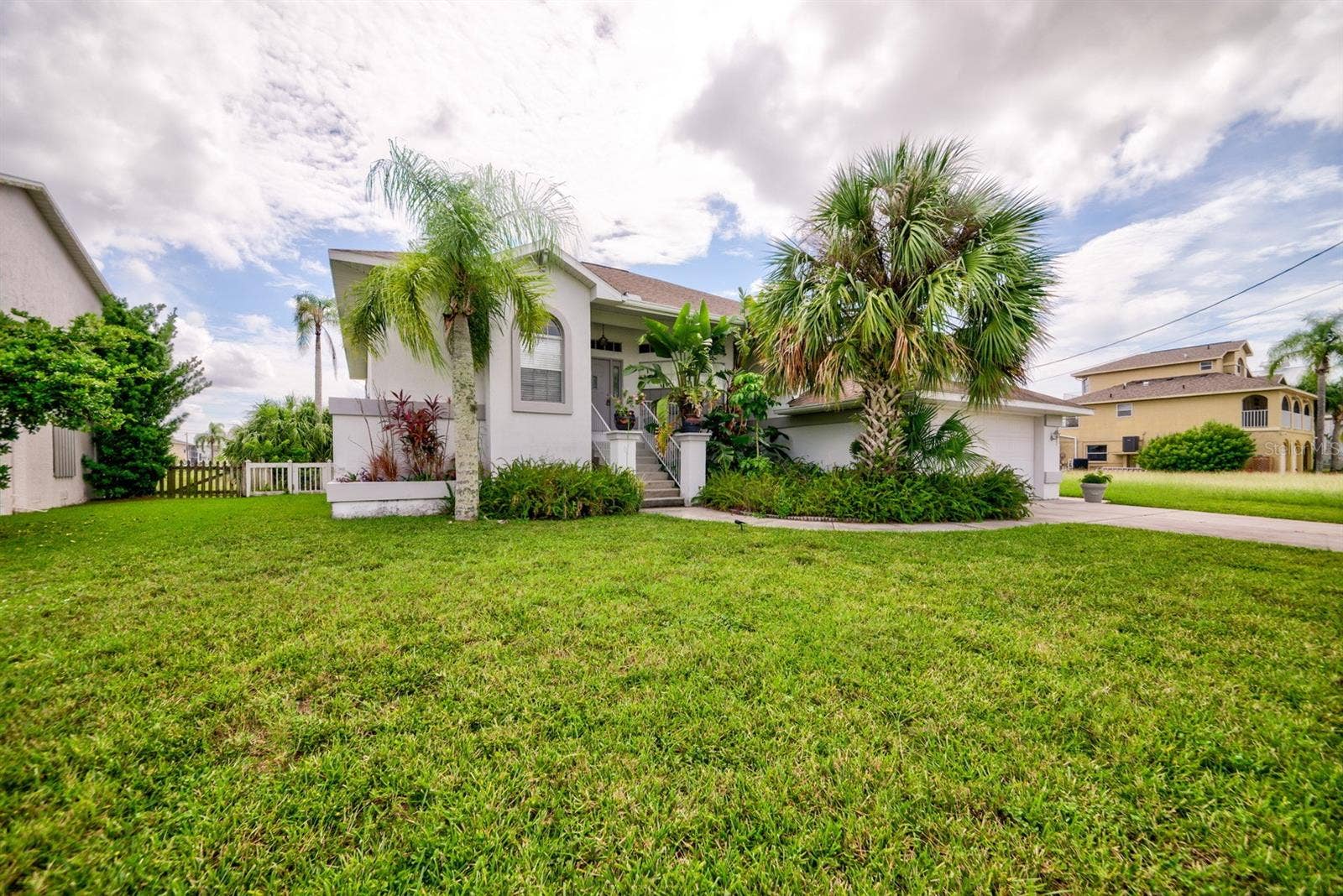 3464 AMBERJACK DRIVE, Hernando Beach, FL 34607 3464 AMBERJACK DRIVE, Hernando Beach, FL 34607