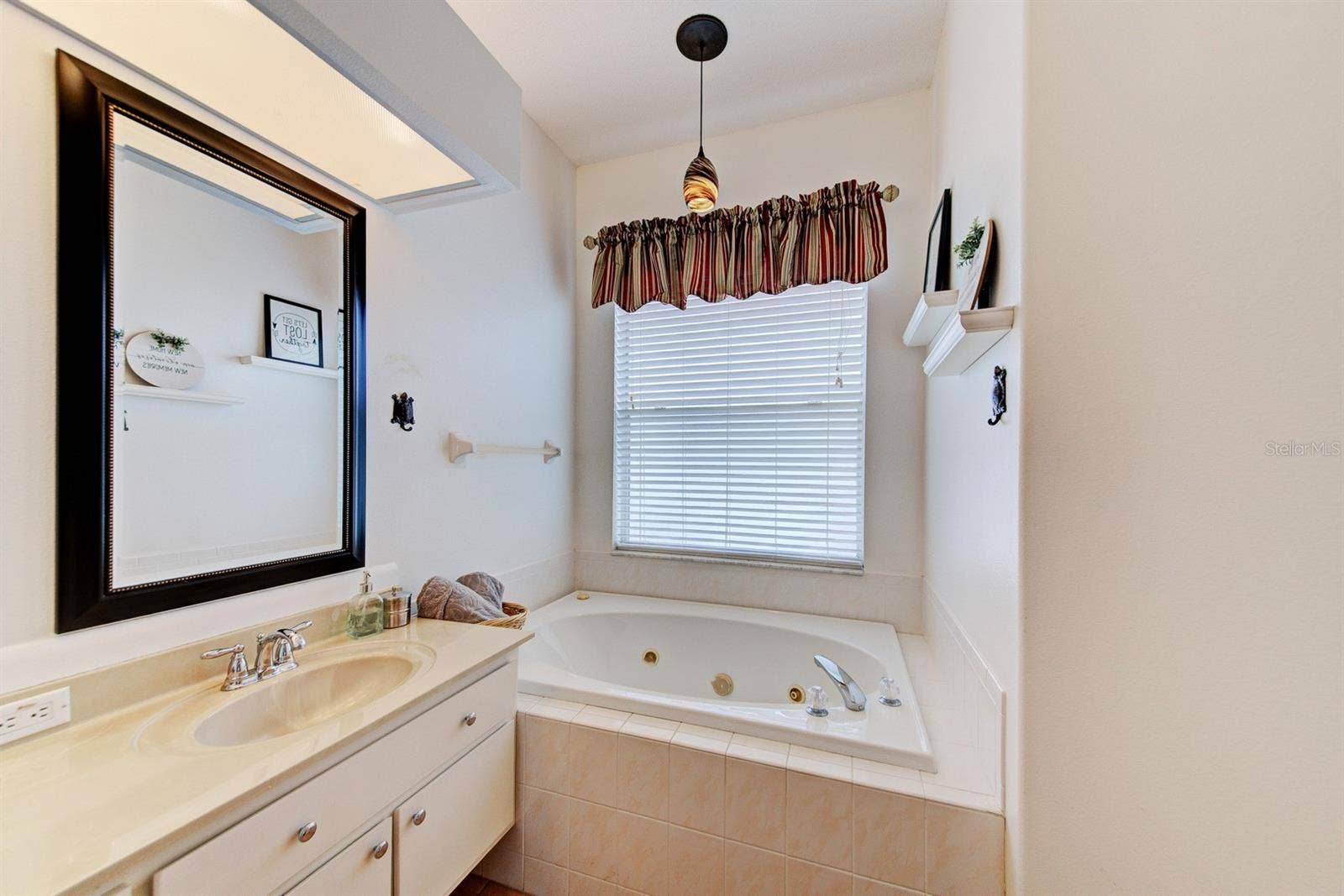 3464 AMBERJACK DRIVE, Hernando Beach, FL 34607 3464 AMBERJACK DRIVE, Hernando Beach, FL 34607