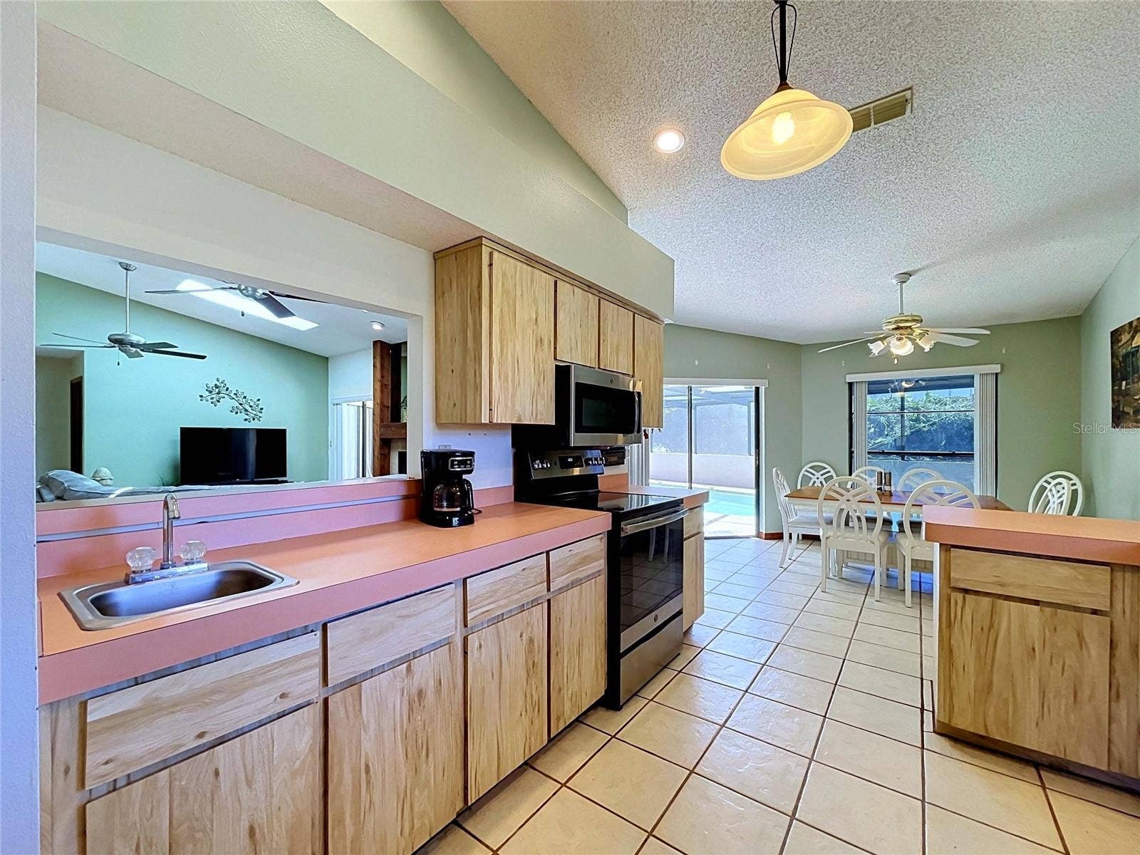 154 ARCADIA AVENUE, Spring Hill, FL 34606 154 ARCADIA AVENUE, Spring Hill, FL 34606