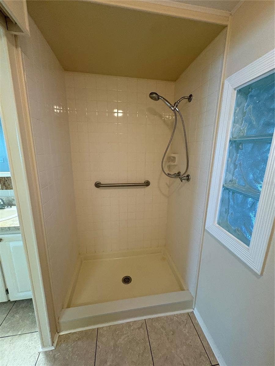 Ensuite Walkin Shower