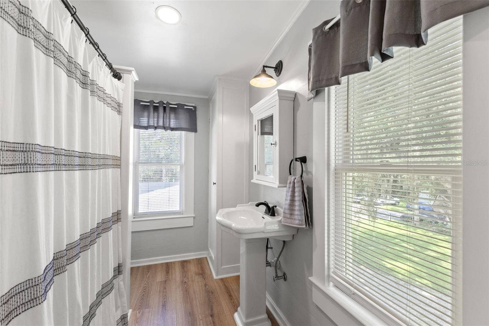 427 HOWELL AVENUE, Brooksville, FL 34601 427 HOWELL AVENUE, Brooksville, FL 34601