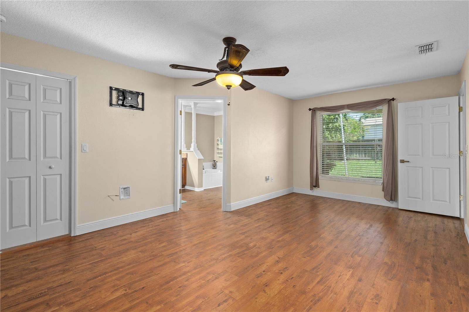 5252 MENTMORE, Spring Hill, FL 34606 5252 MENTMORE, Spring Hill, FL 34606