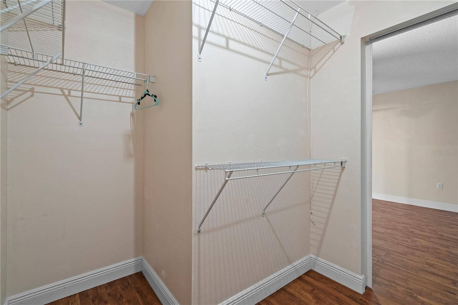 5252 MENTMORE, Spring Hill, FL 34606 5252 MENTMORE, Spring Hill, FL 34606