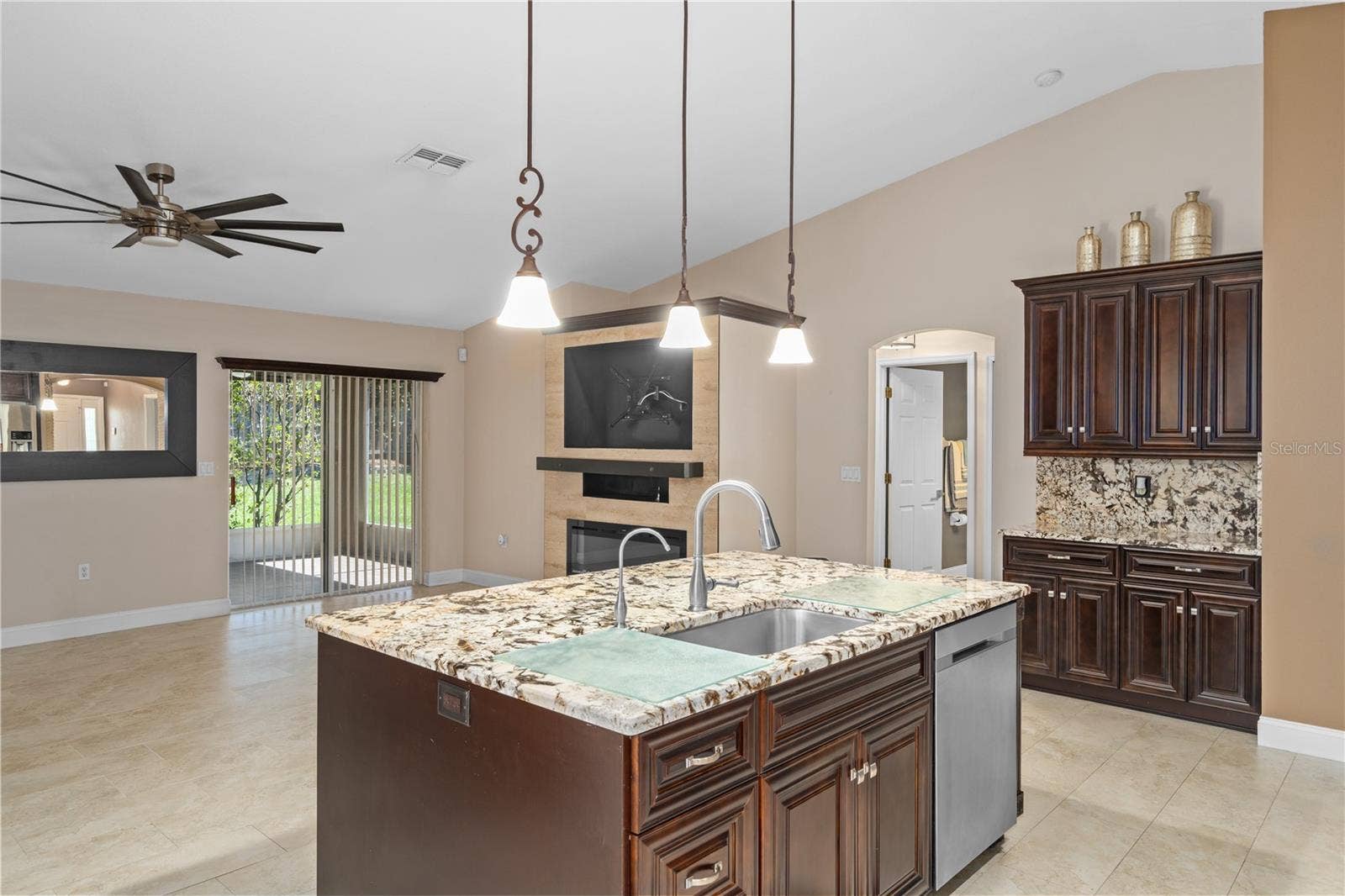 5252 MENTMORE, Spring Hill, FL 34606 5252 MENTMORE, Spring Hill, FL 34606