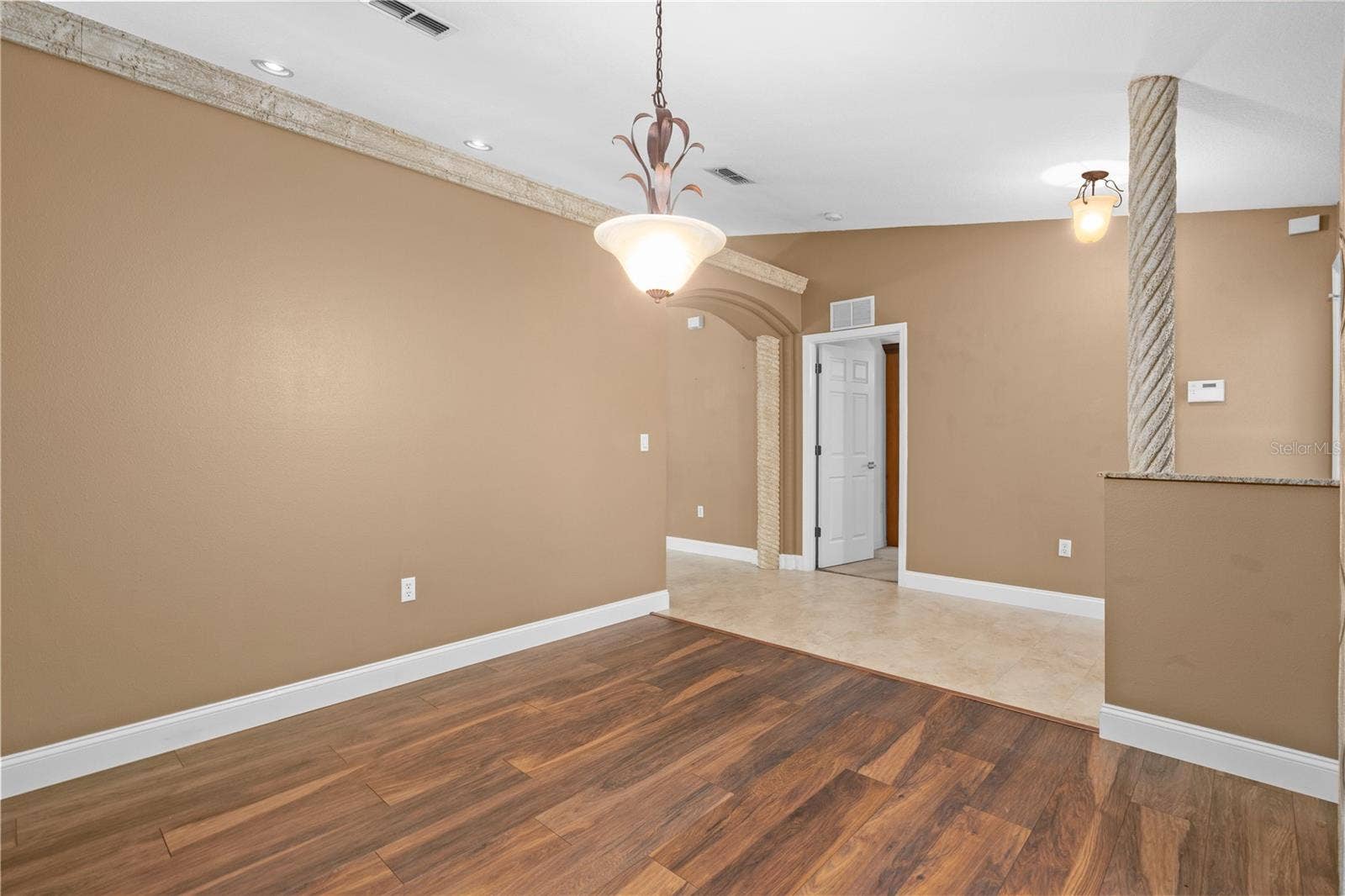 5252 MENTMORE, Spring Hill, FL 34606 5252 MENTMORE, Spring Hill, FL 34606