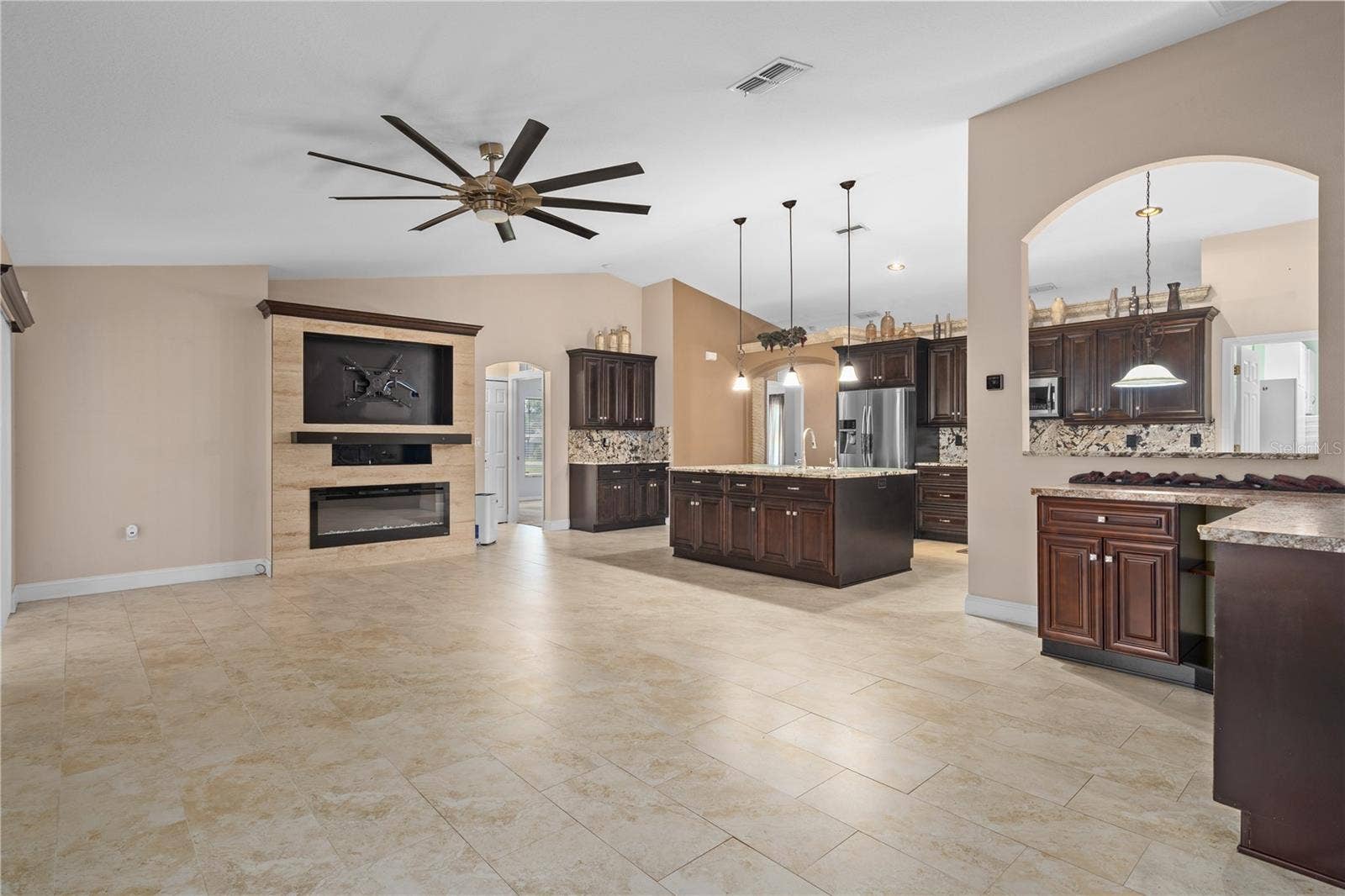 5252 MENTMORE, Spring Hill, FL 34606 5252 MENTMORE, Spring Hill, FL 34606