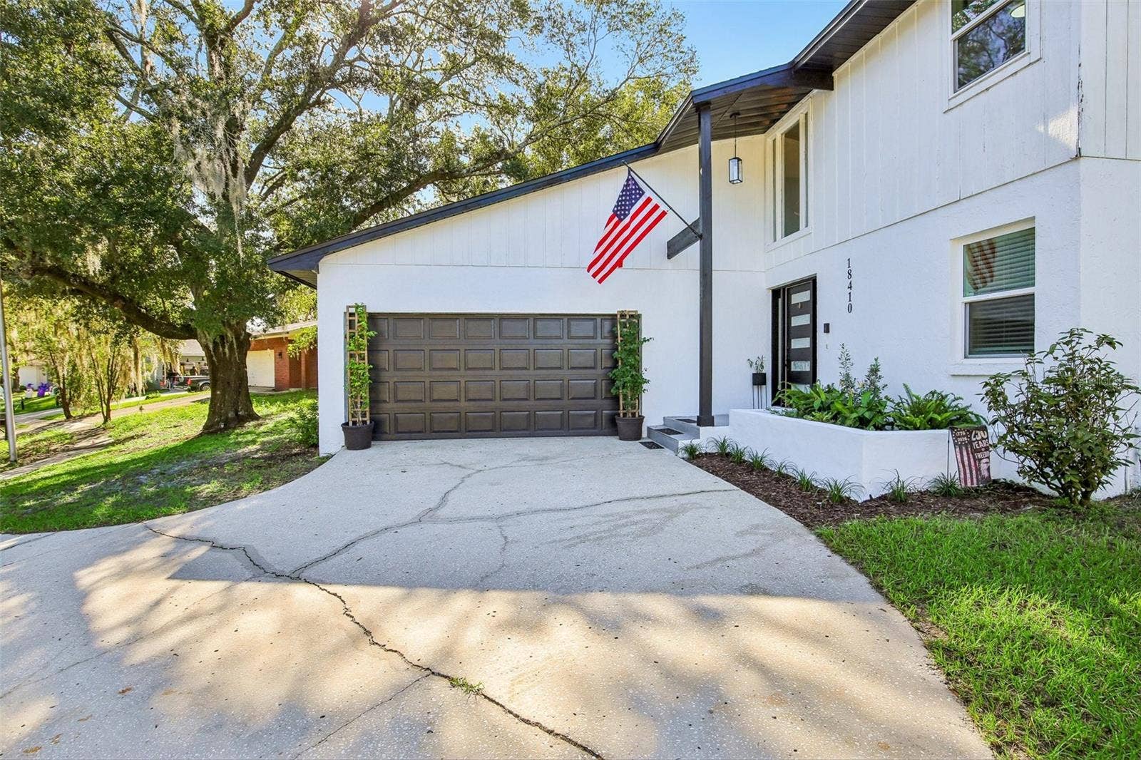 18410 STERLING SILVER CIRCLE, Lutz, FL 33549 18410 STERLING SILVER CIRCLE, Lutz, FL 33549